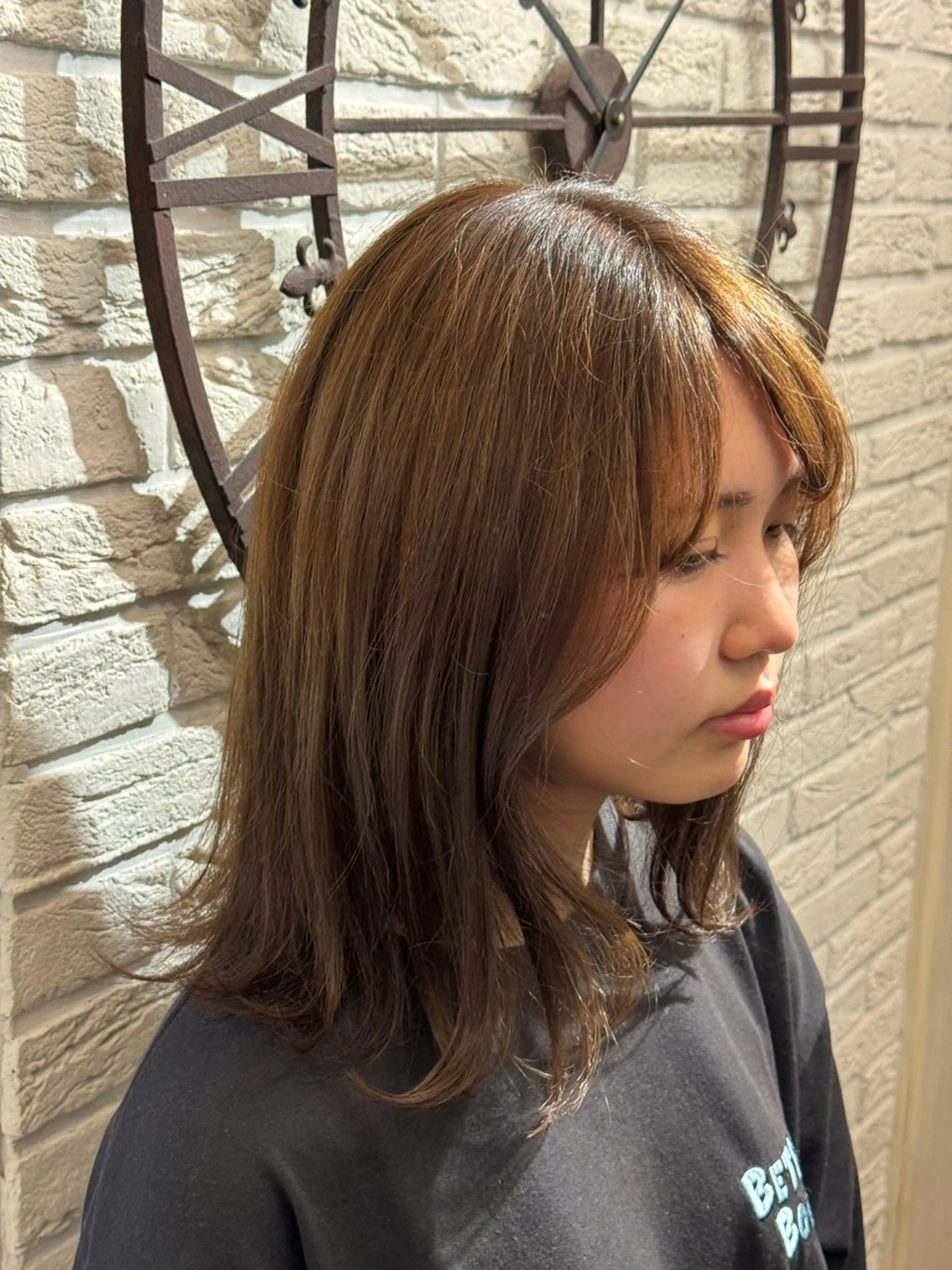 ミディアム カット ヘアカラー 岡田怜大hair cranialのヘアスタイル