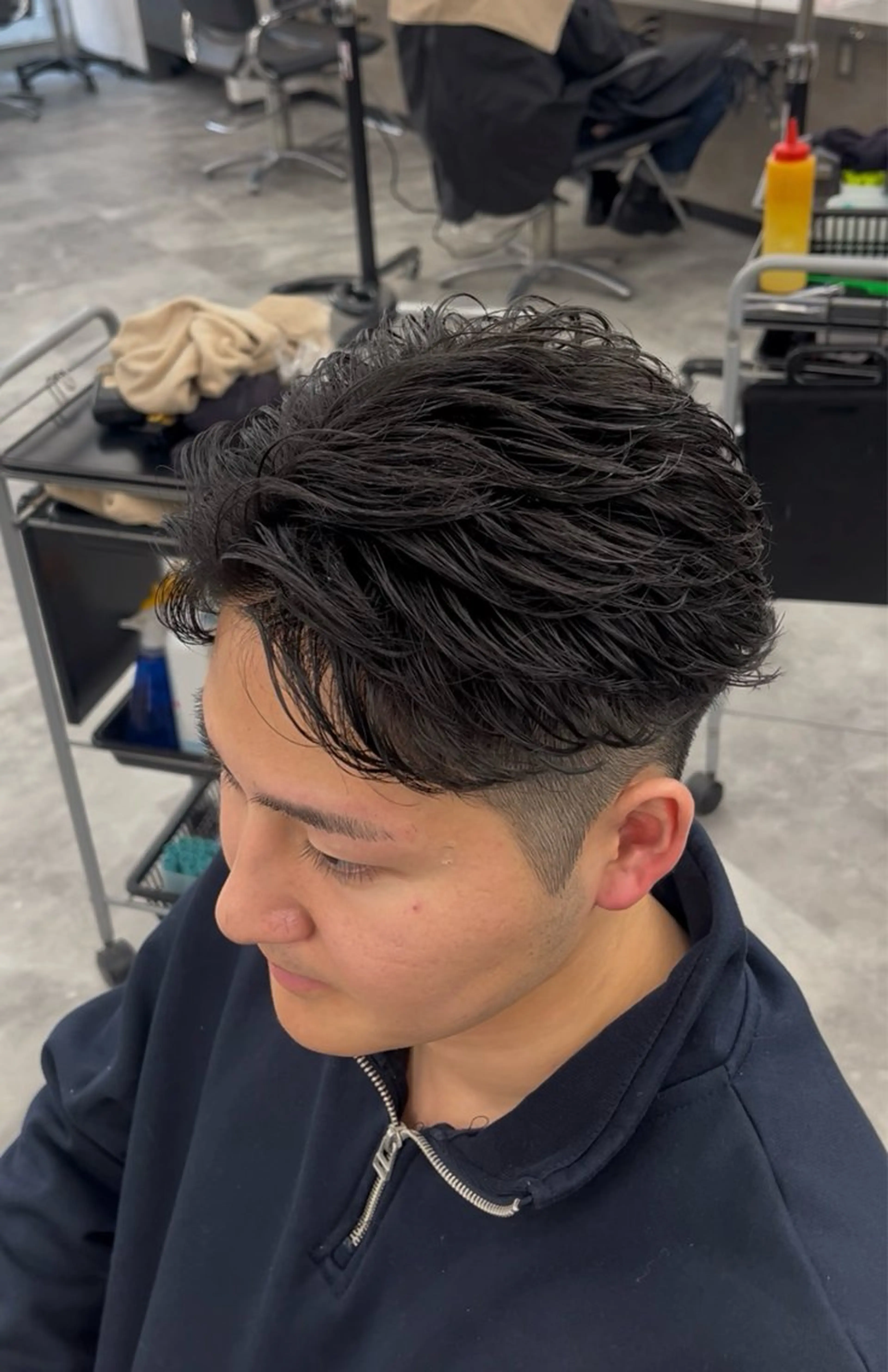 パーマ メンズ アップバング Seira 札幌メンズサロンのヘアスタイル