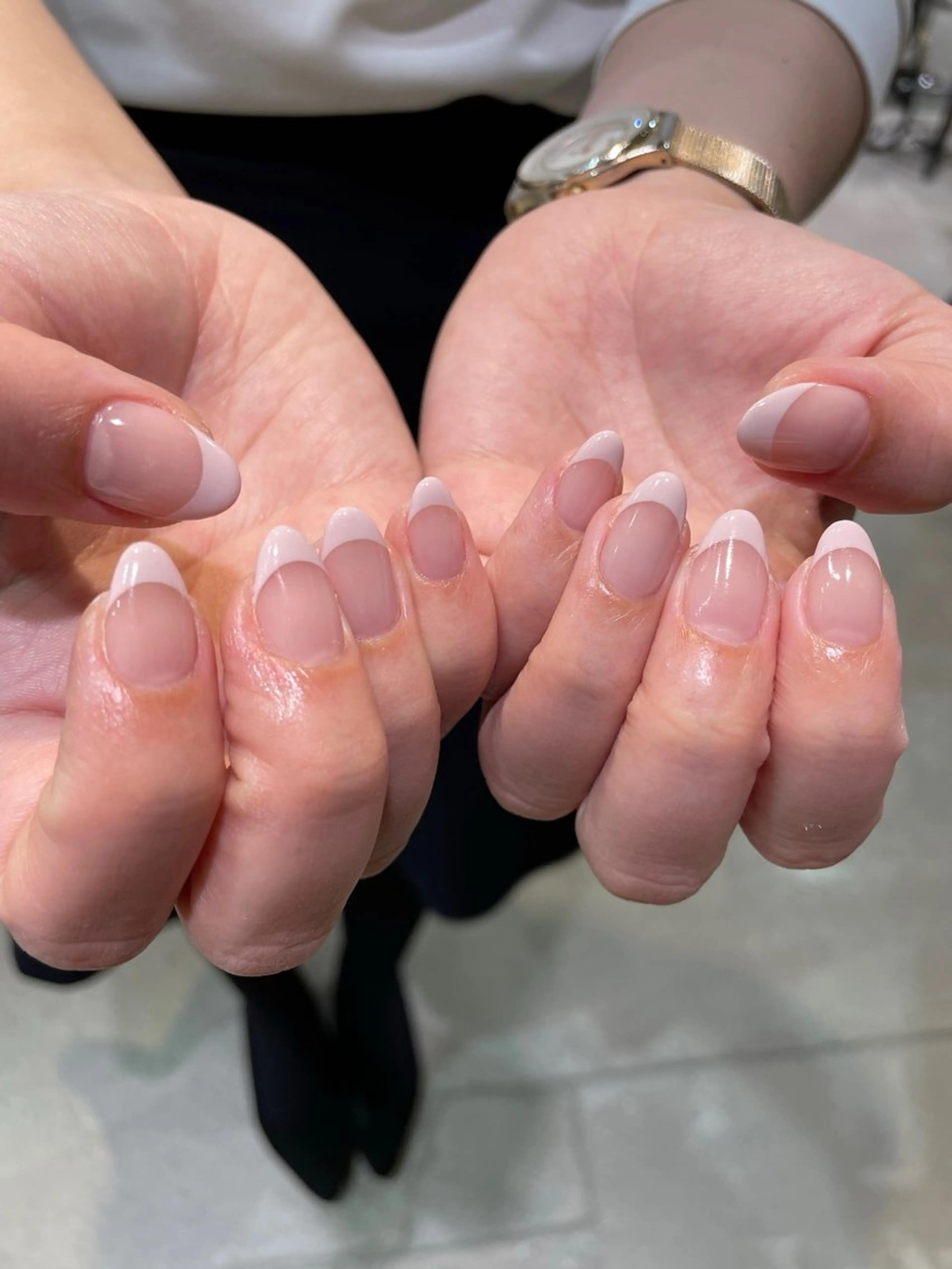 ネイル フレンチネイル シンプルネイル ハンドネイル nail salon en所属・ennail ayaのネイルデザイン