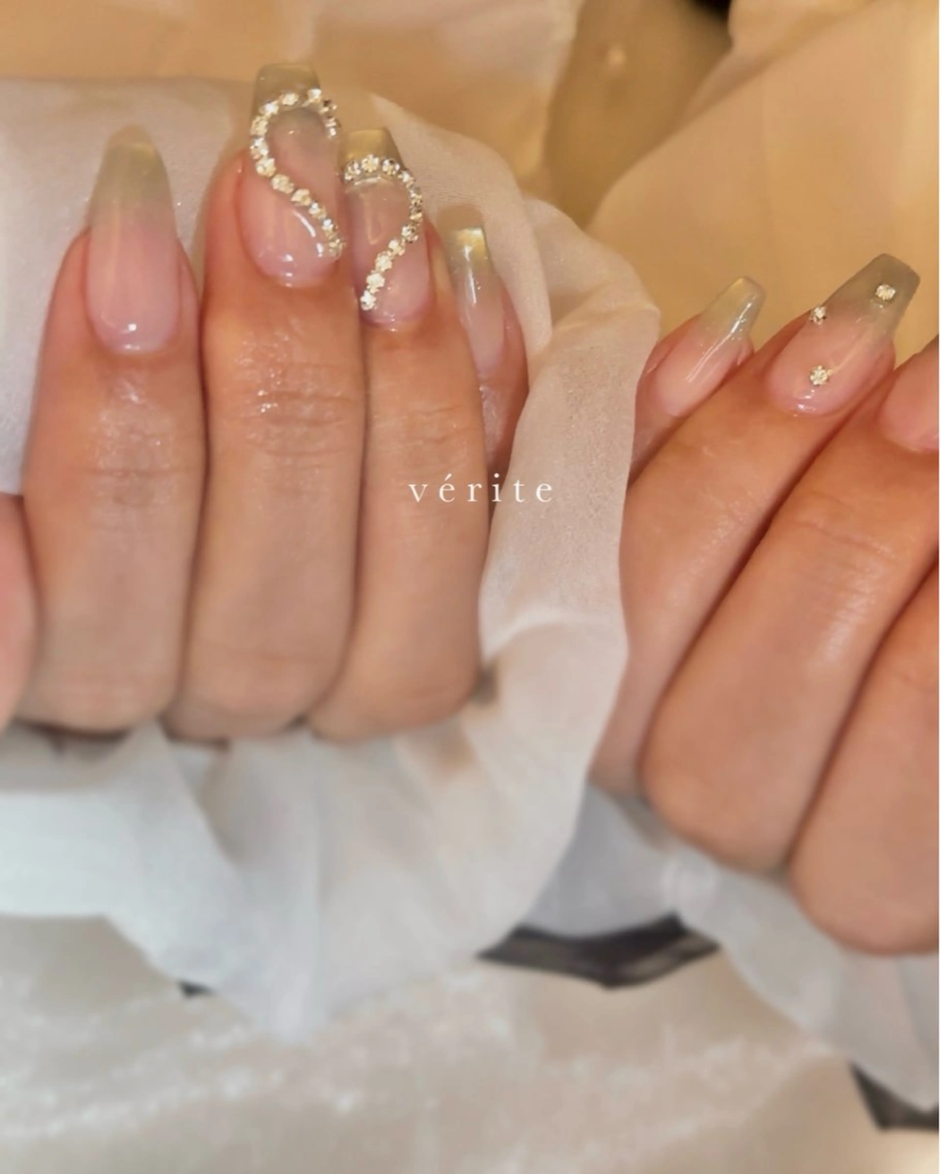 ネイル マグネットネイル ハンドネイル verite所属・vérite nailのネイルデザイン