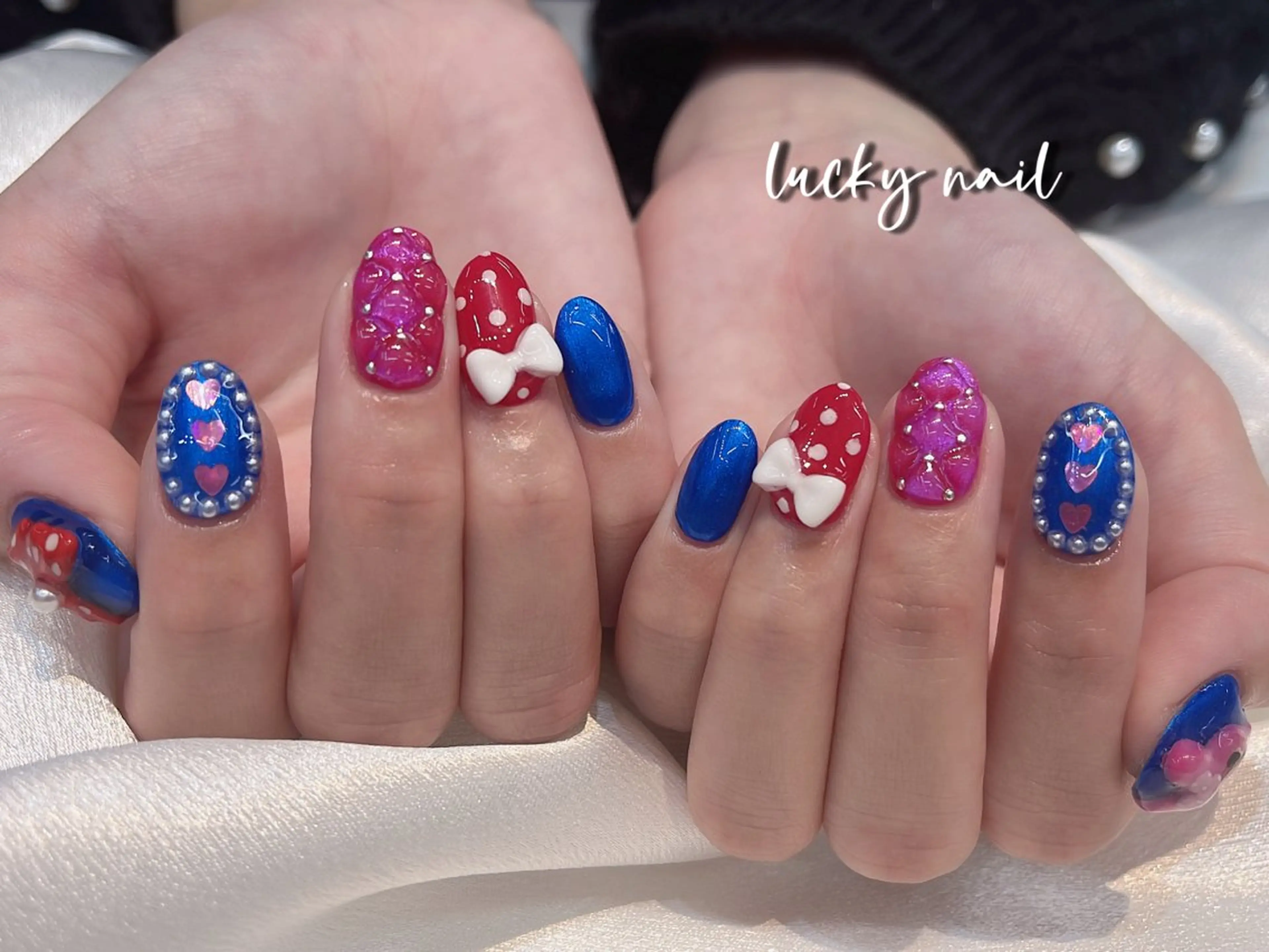 ネイル アートネイル チークネイル 長さ出し ジェルネイル マグネットネイル ハンドネイル ハンドケア ラッキーネイルサロン 西川口東口店のネイルデザイン