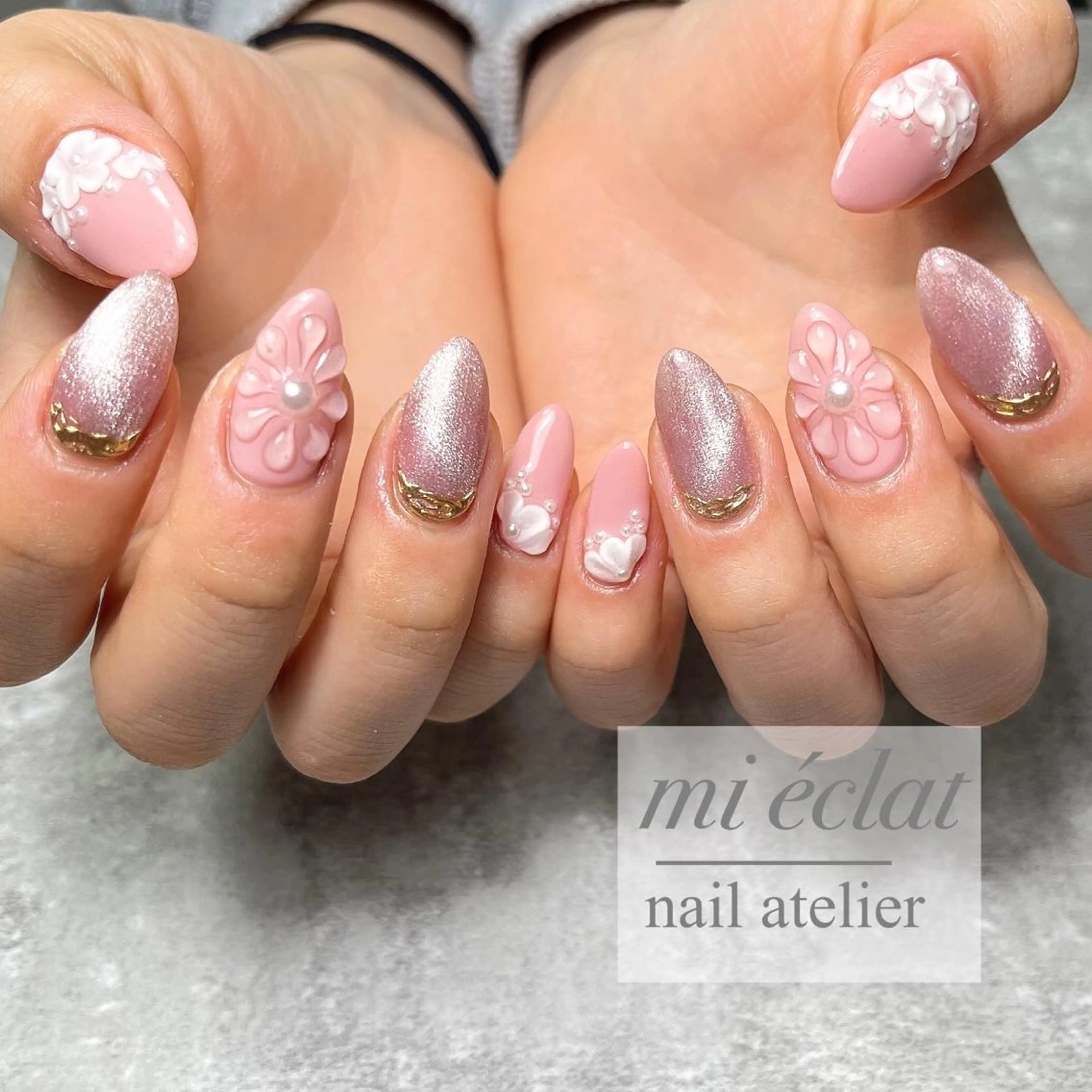 ネイル アートネイル ブラウン 桜ネイル 入学式 フラワーネイル mi éclat ミ　エクラのネイルデザイン