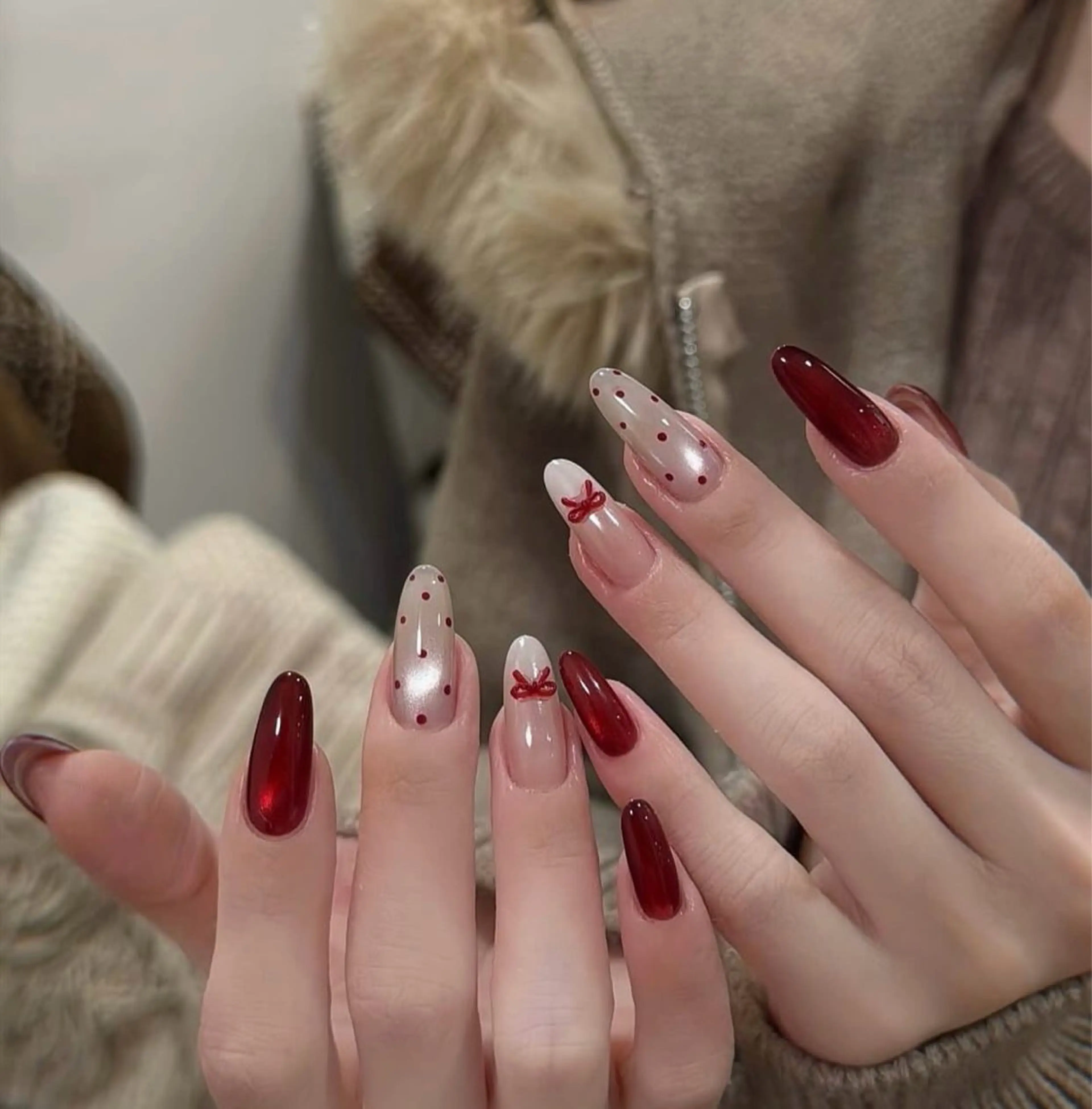 ネイル フレンチネイル キラキラネイル 韓国ネイル シンプルネイル ワンホンネイル ハンドネイル MEI Nailのネイルデザイン