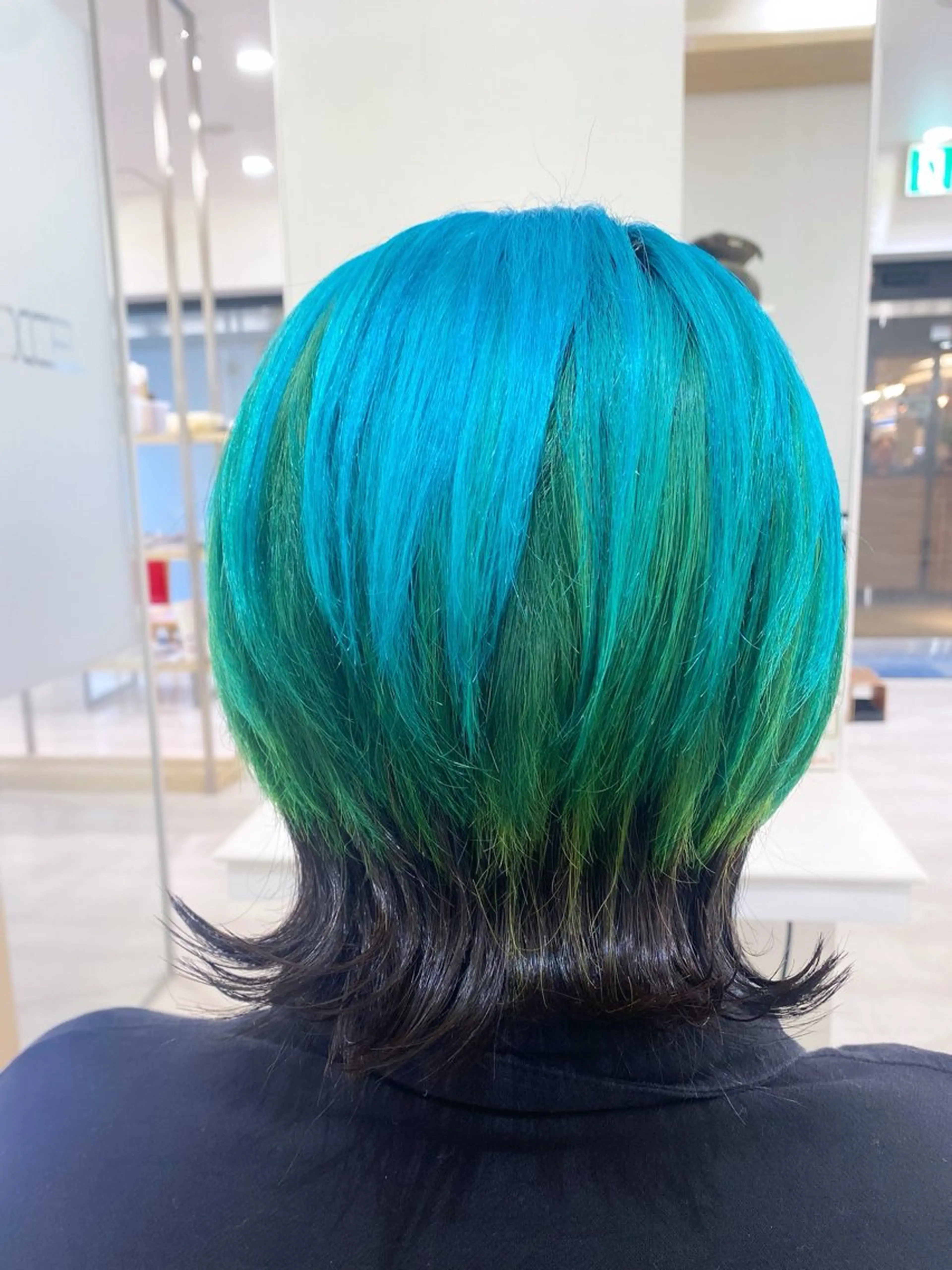 ショート カラー ブルーカラー デザインカラー カット ヘアカラー 🌼デザインカラー 🌼kumicoのヘアスタイル