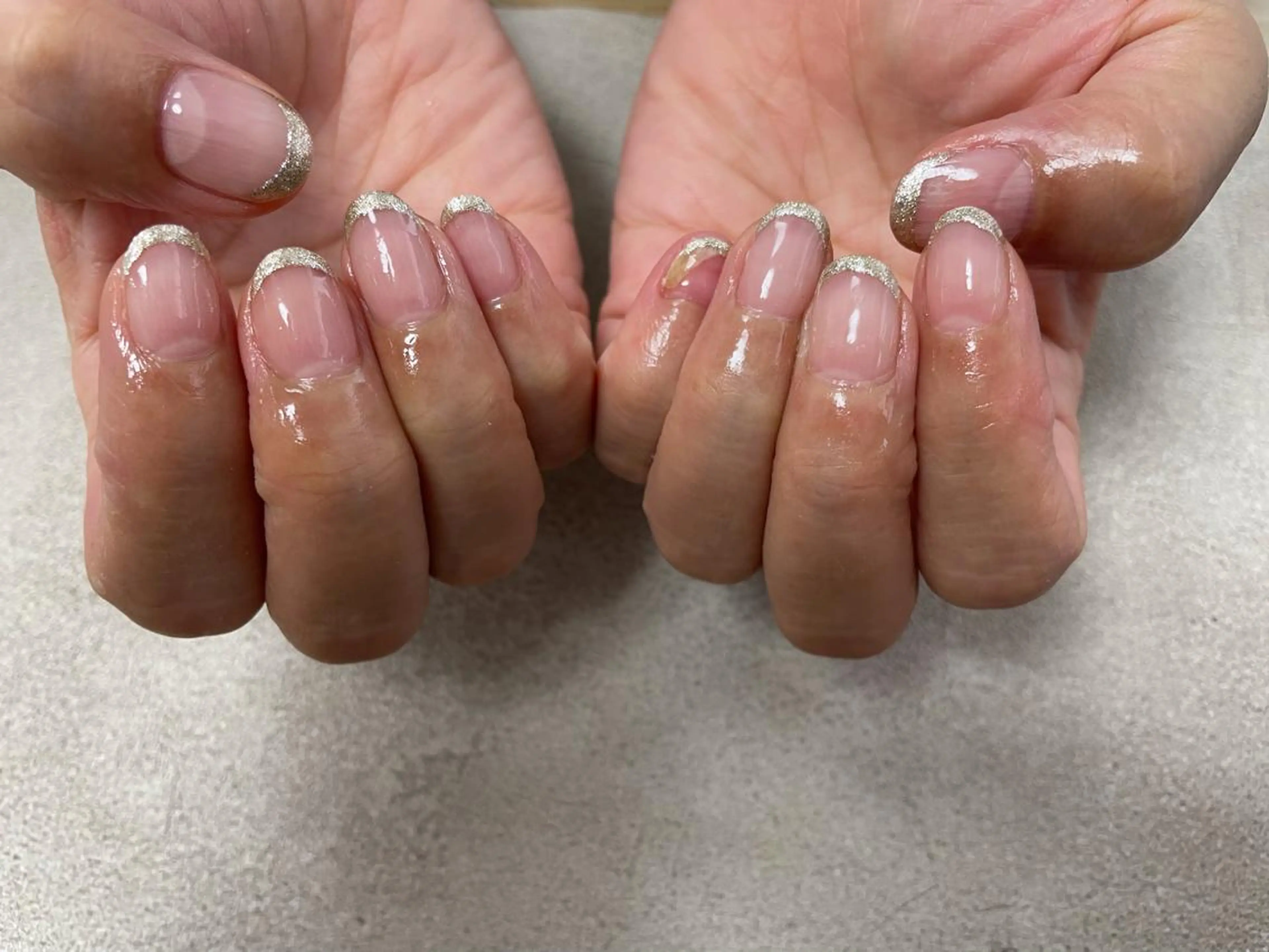 ネイル フレンチネイル mogunail &blowのネイルデザイン