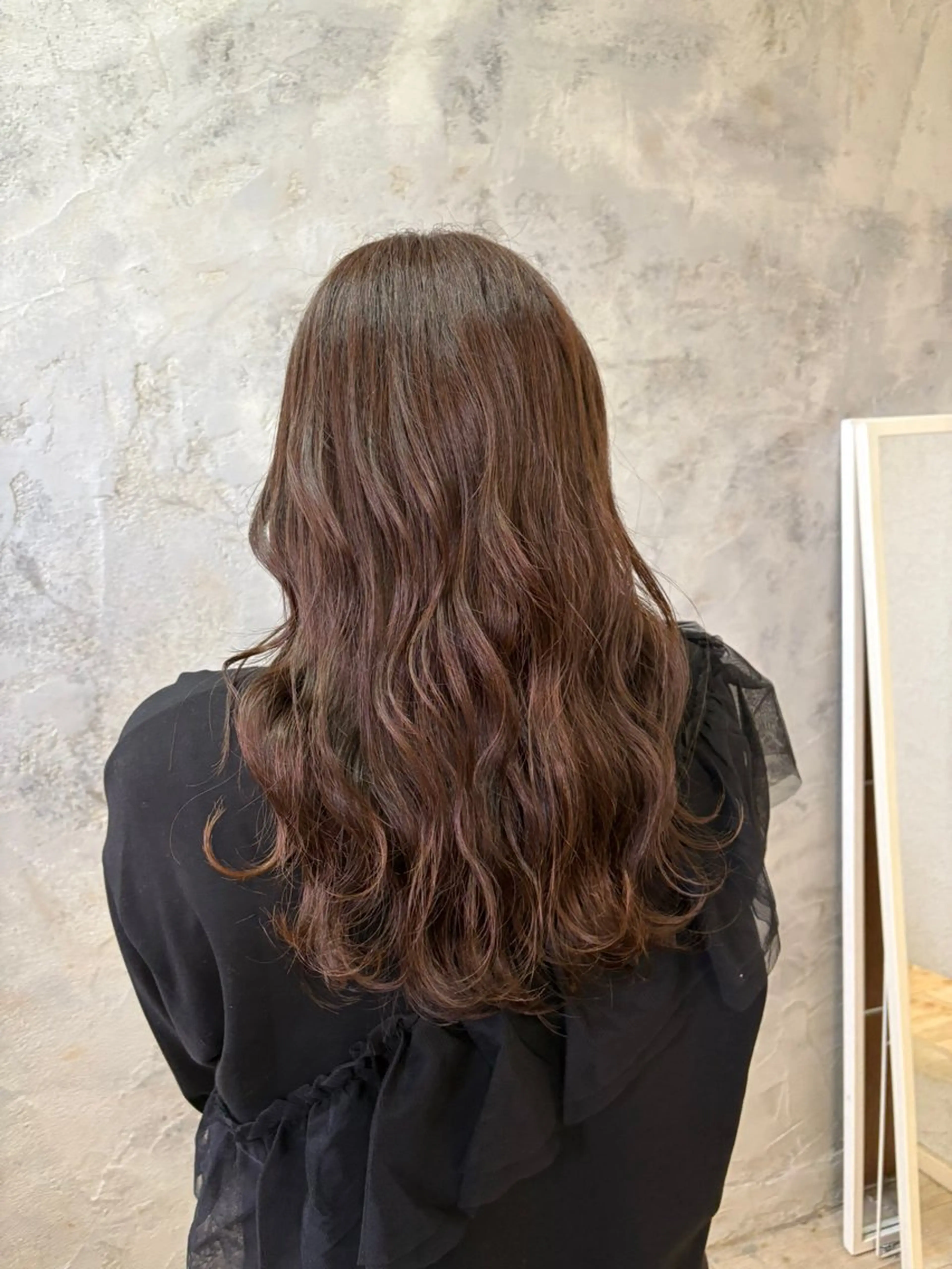 ロング ルプラボウ/豊川/ レイヤー/サクラのヘアスタイル