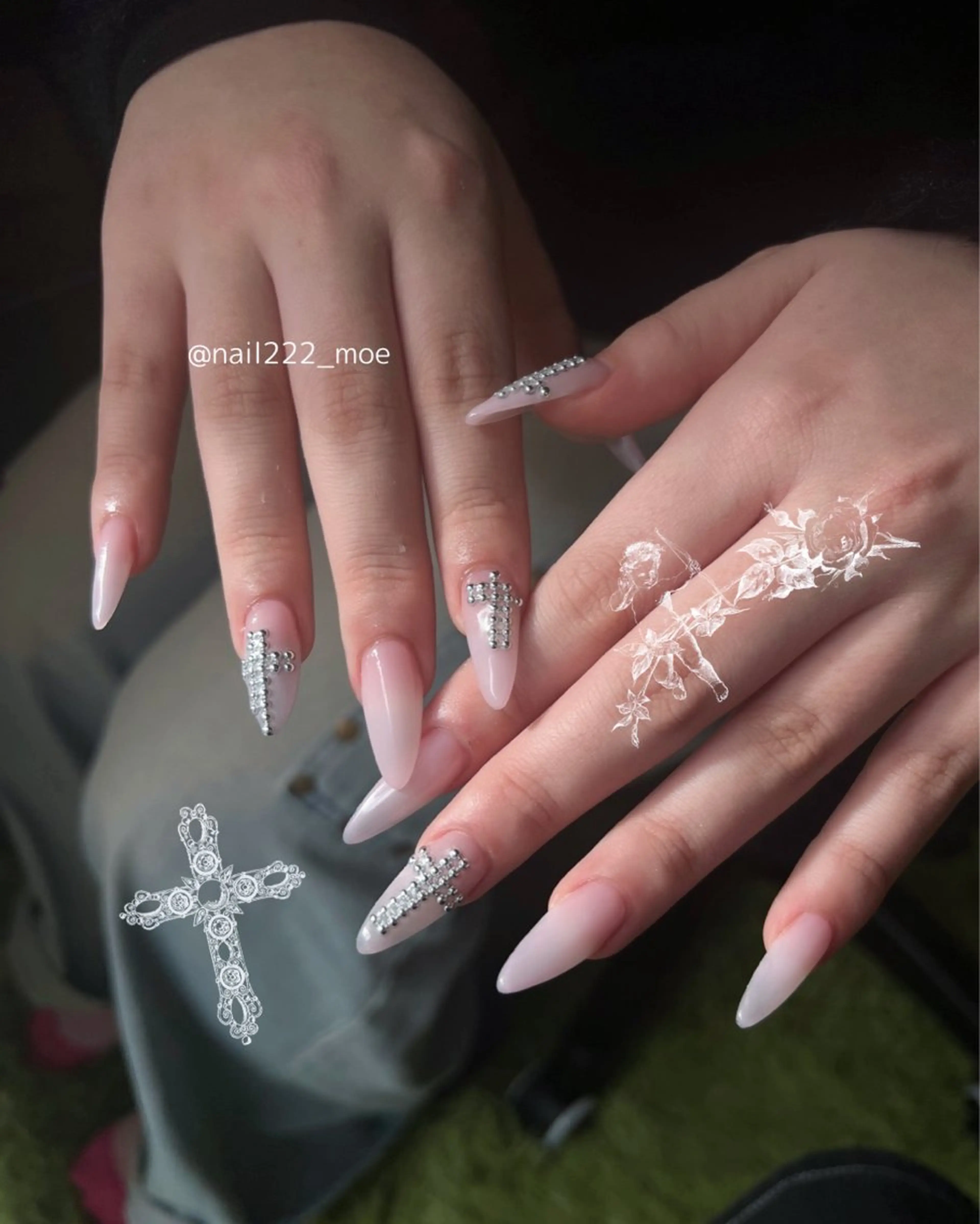 ネイル 春ネイル ワンホンネイル ハンドネイル ⟡.*222⋰˚☆ MöEのネイルデザイン