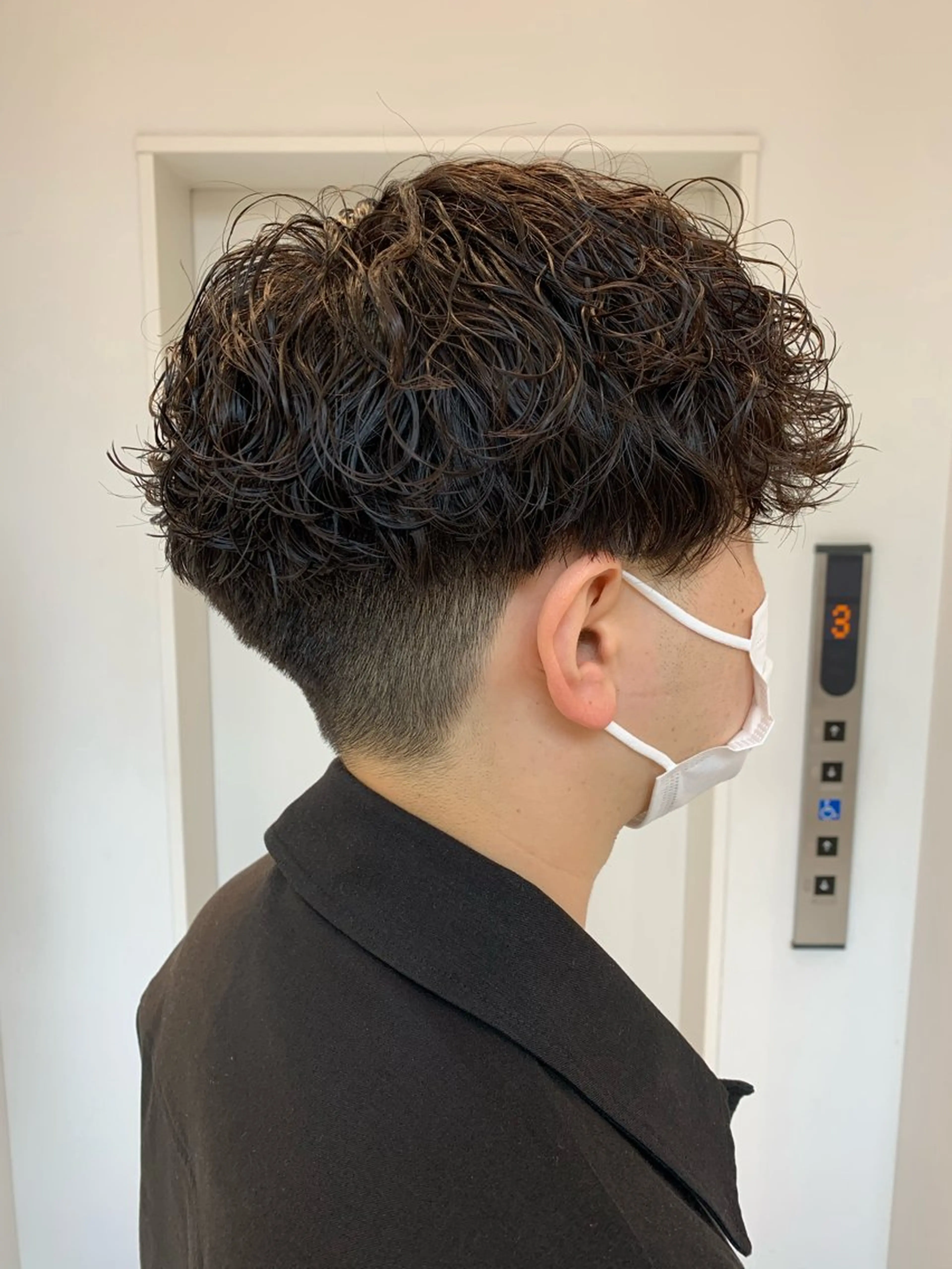 パーマ メンズ メンズ特化フェード パーマ小林裕史のヘアスタイル