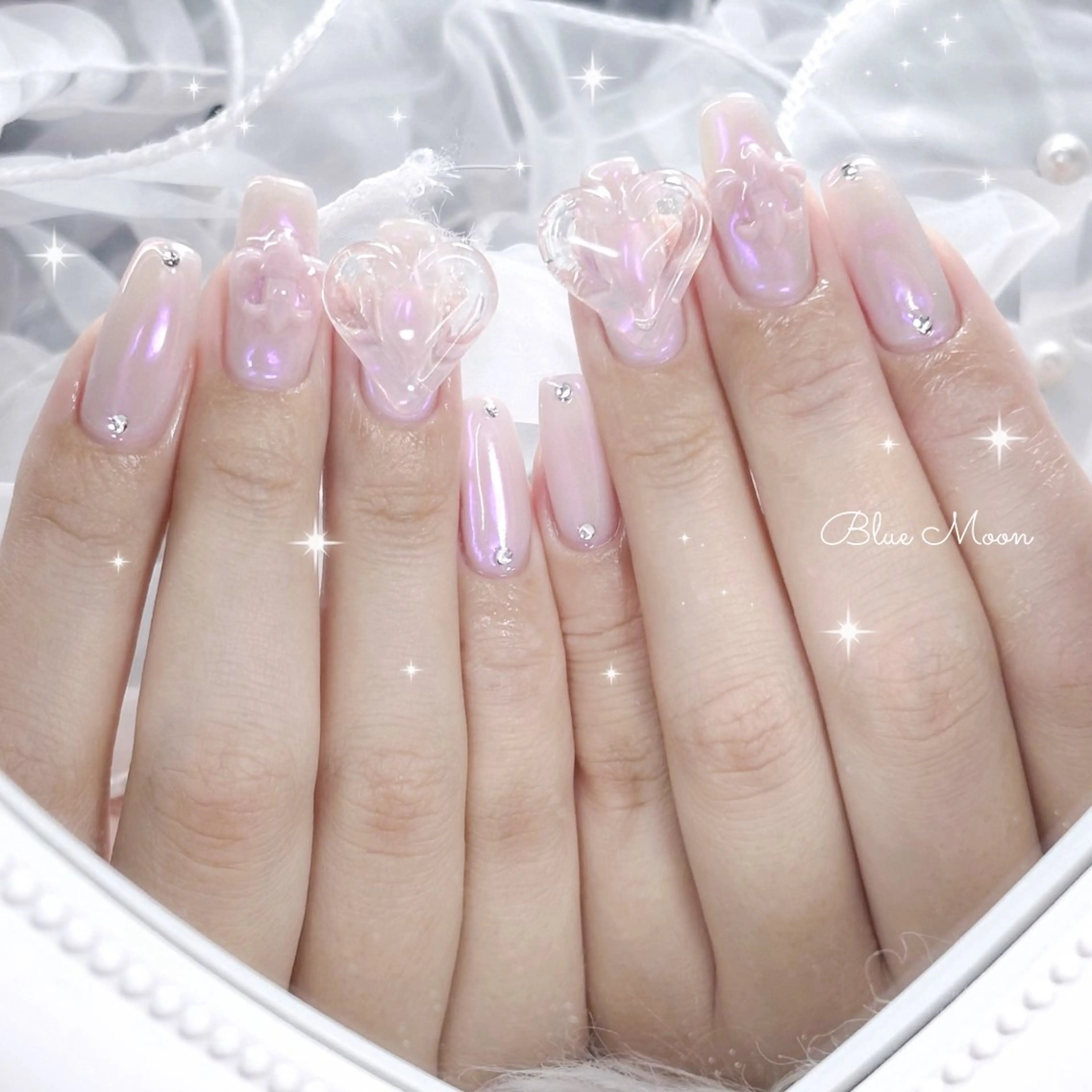 ネイル ハート ミラーネイル ストーンネイル ハンドネイル フットネイル ハンドケア nail salon Blue Moonのネイルデザイン