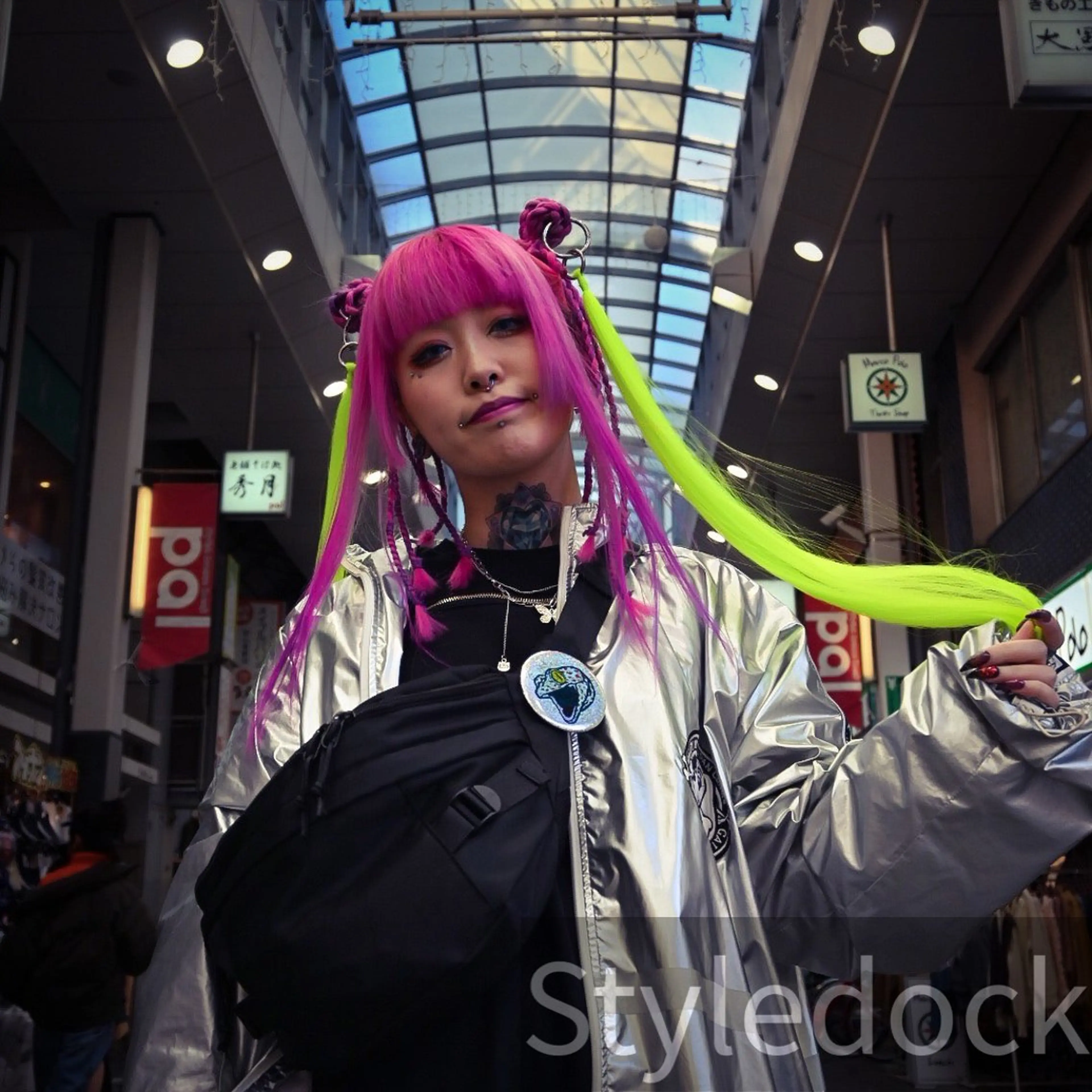 カラー 特殊ヘア師 /TANIのヘアスタイル