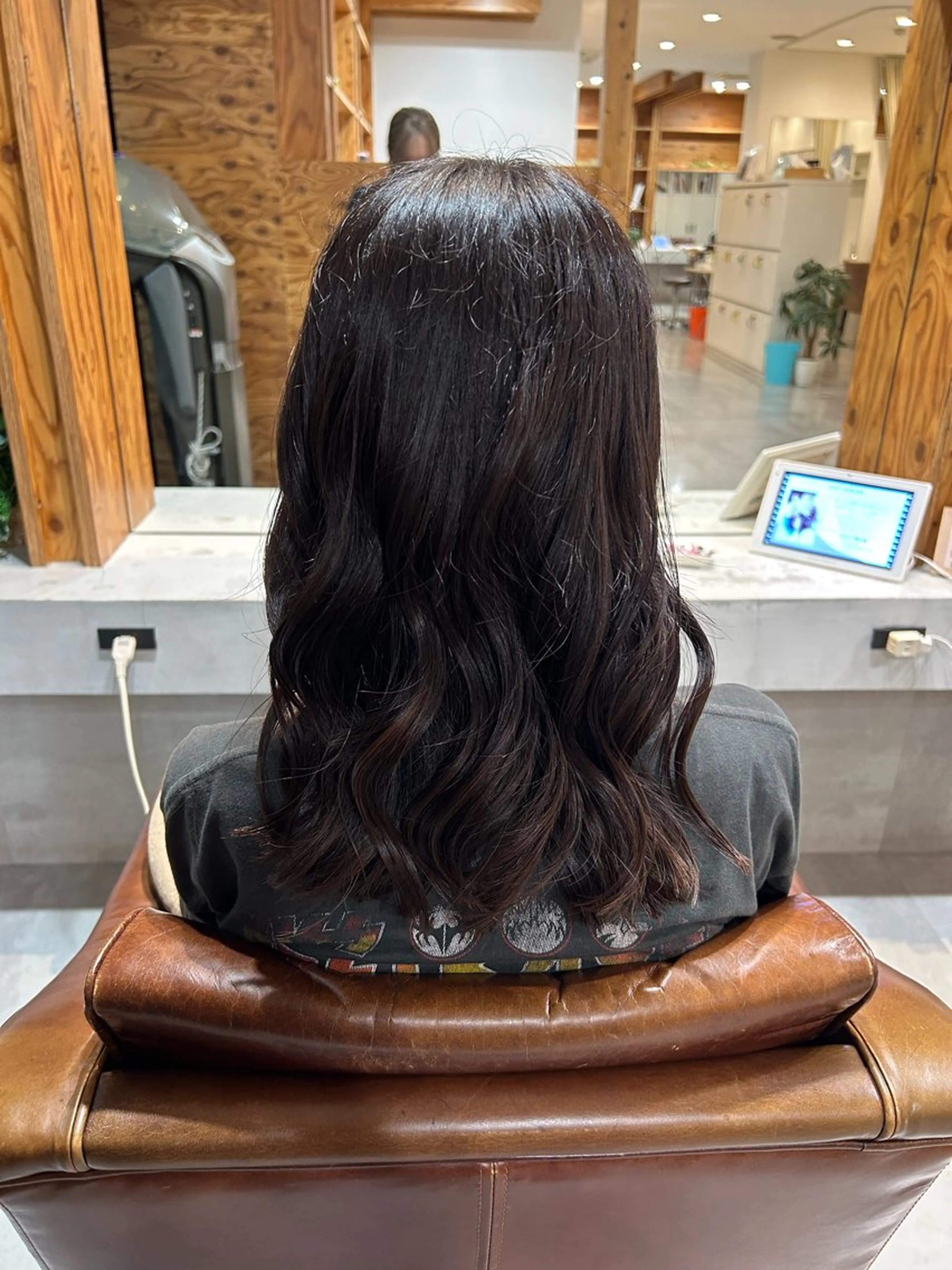 ミディアム adorable 樋口円のヘアスタイル