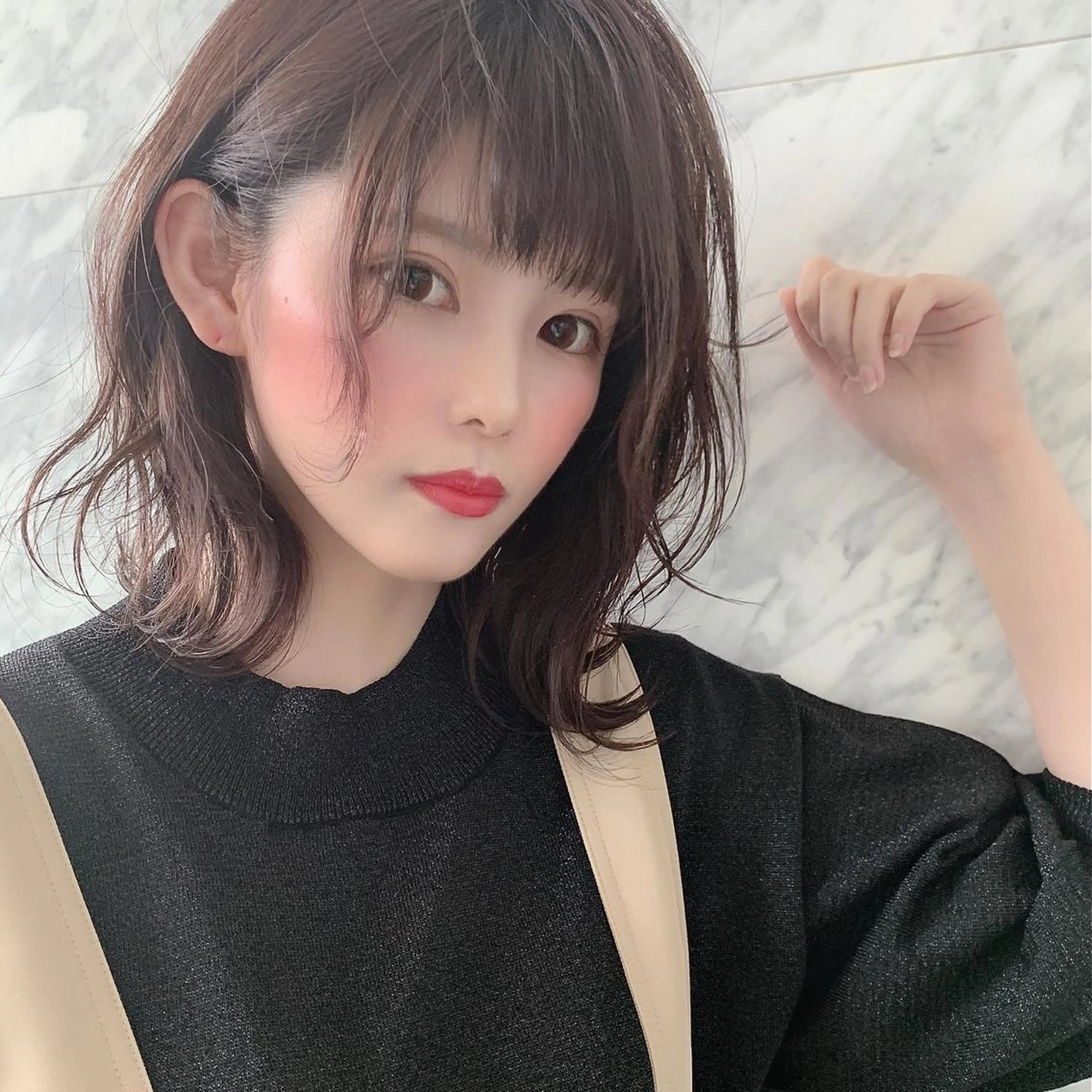 ミディアム カラー なかの たくみのヘアスタイル