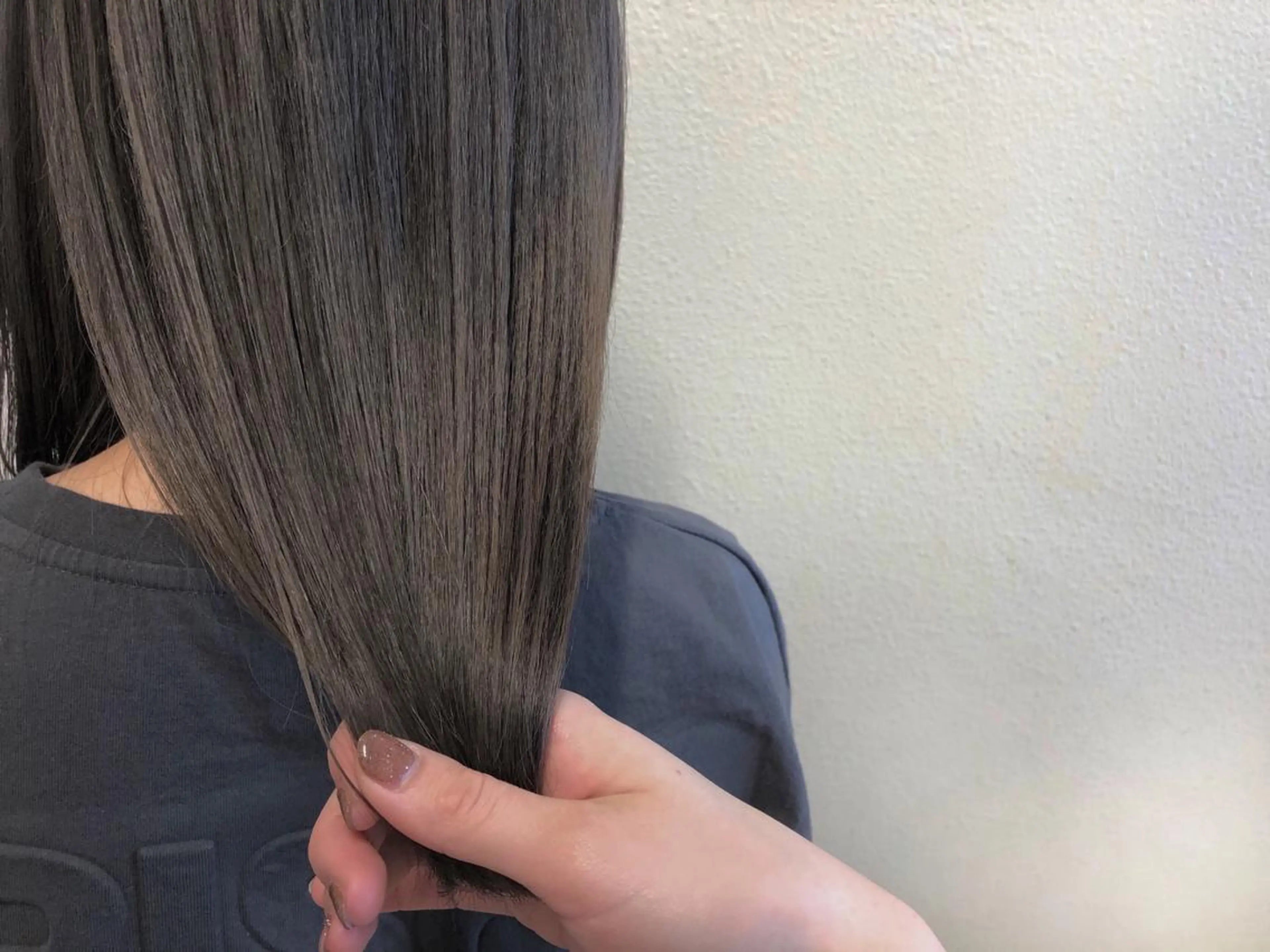 ミディアム カラー ブリーチ グレージュ ブリーチなしカラー シアーグレージュ ヘアカラー 🌼こやま かおり🌼のヘアスタイル