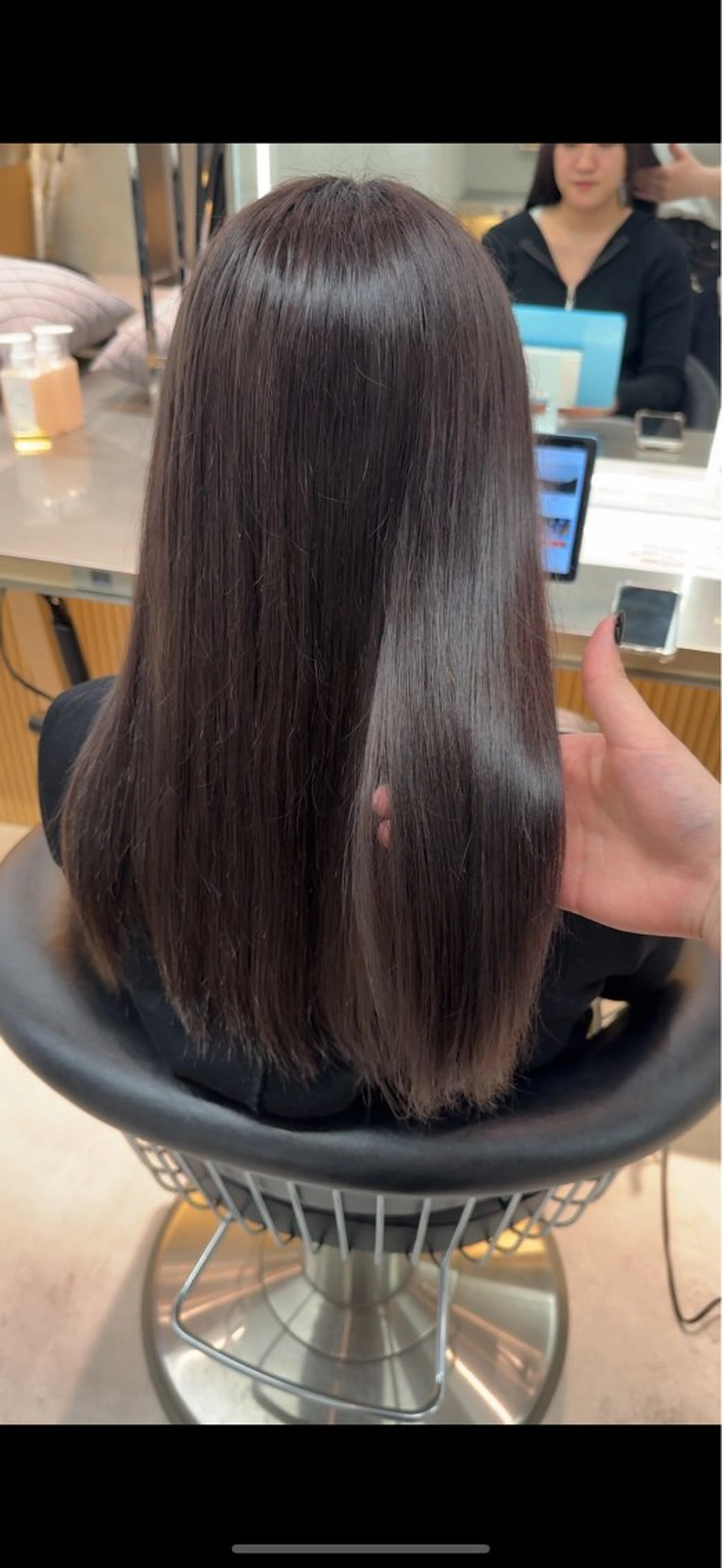 セミロング NAO 艶カラー🌙* :ﾟのヘアスタイル