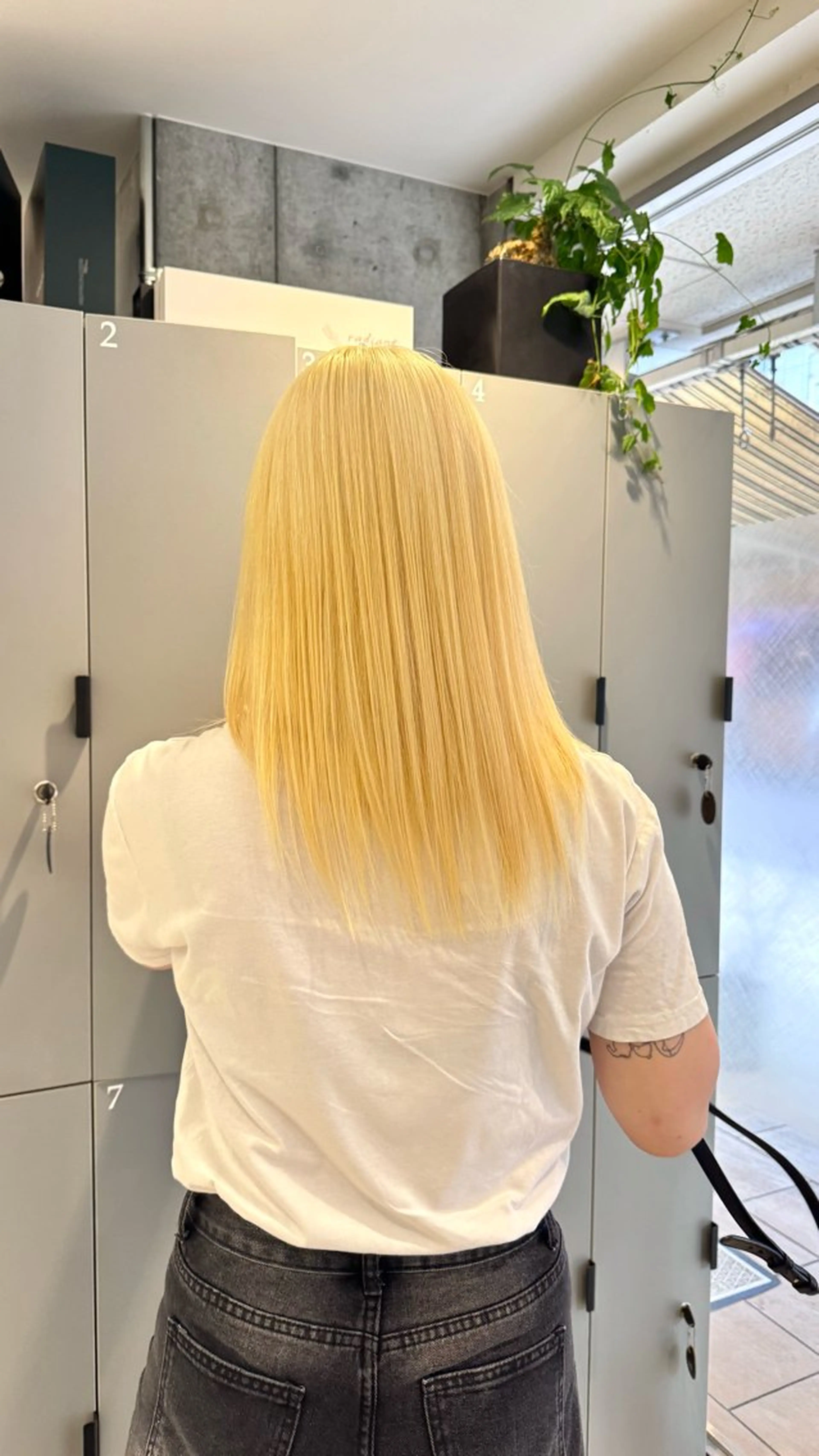 ミディアム カラー 吉祥寺/koume/ カラー/レイヤーのヘアスタイル