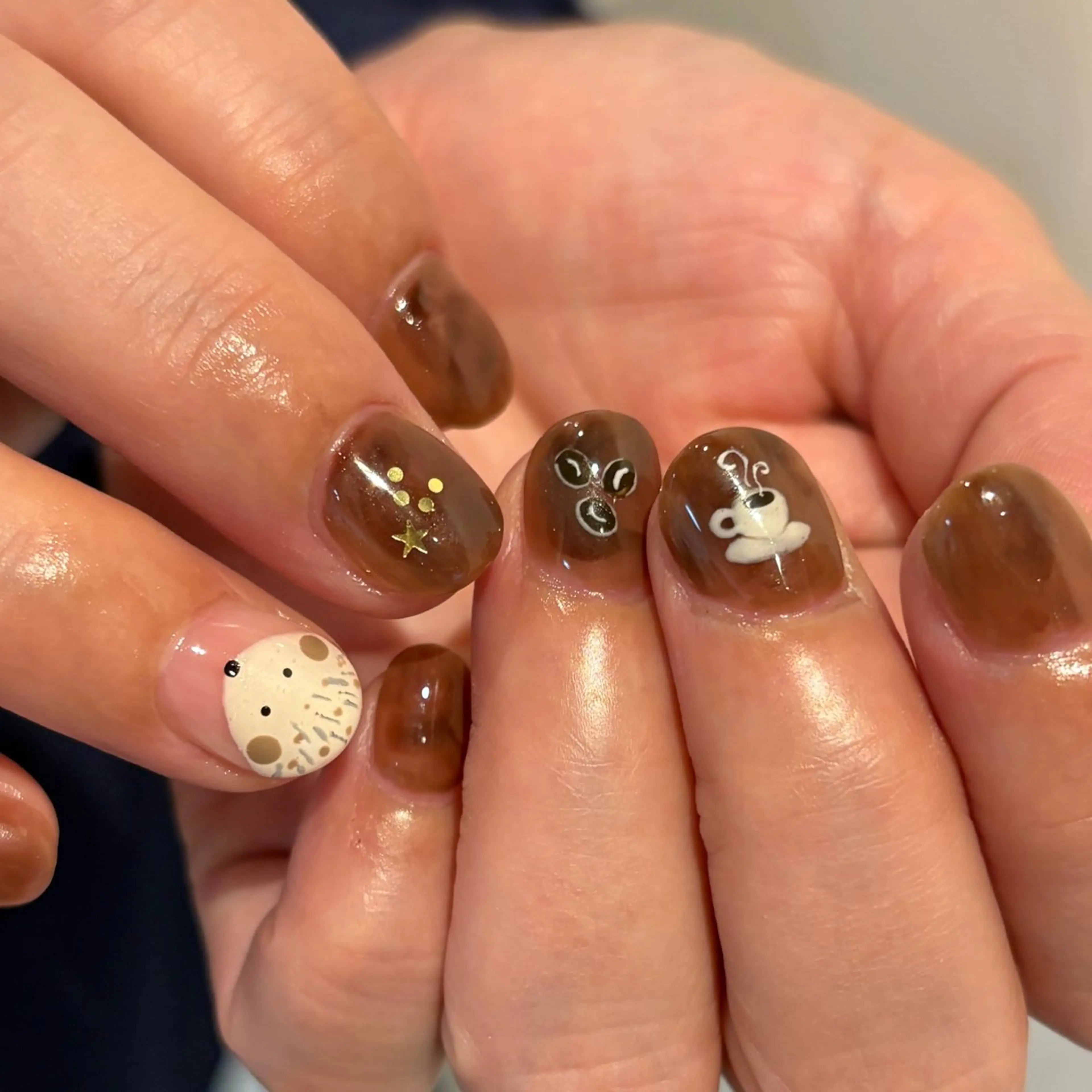 ネイル ホログラムネイル ハンドネイル FIORITURA Maikoのネイルデザイン