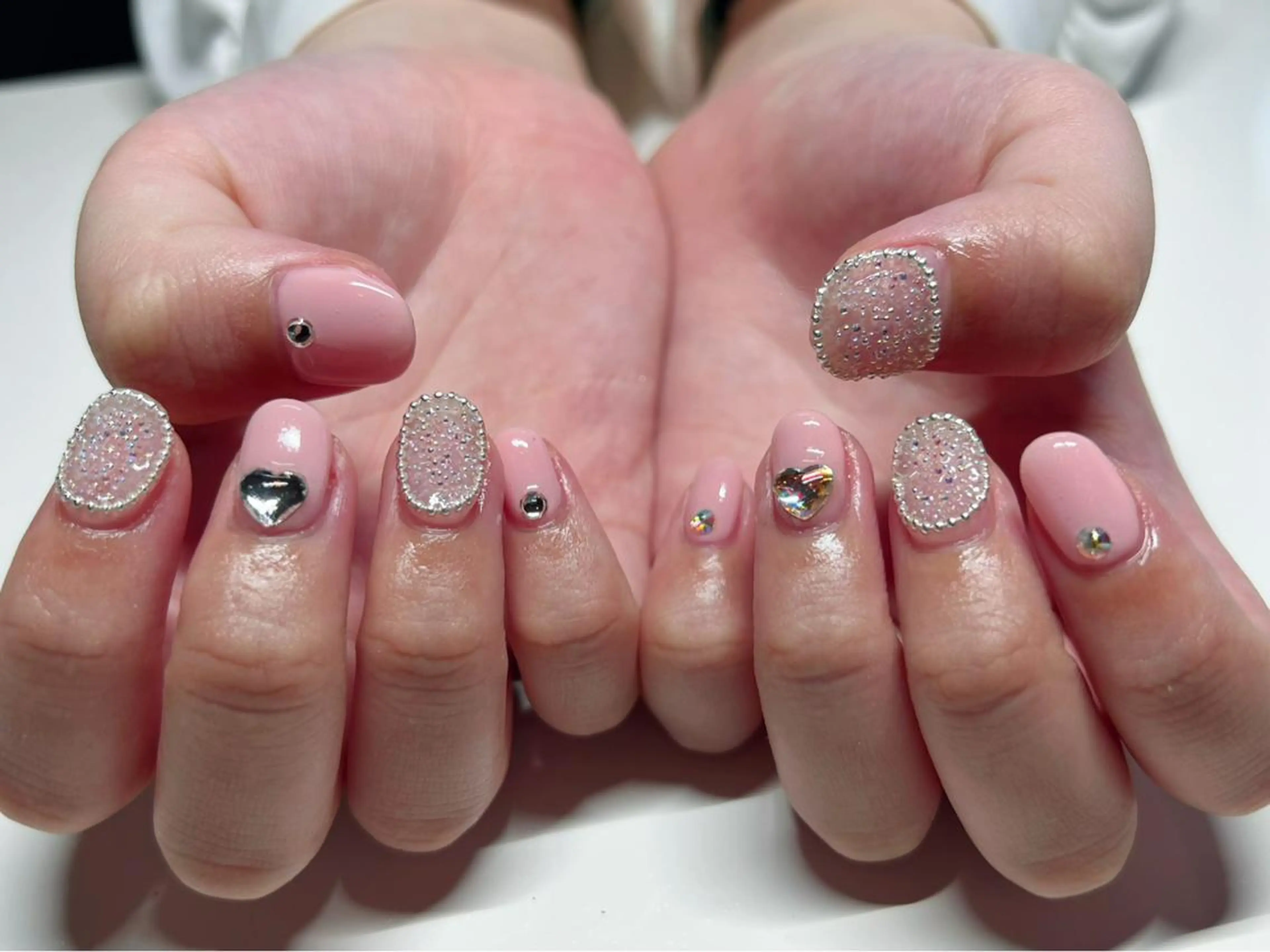 ネイル ハンドネイル IRAS..nail ＥＲＩＫＡのネイルデザイン