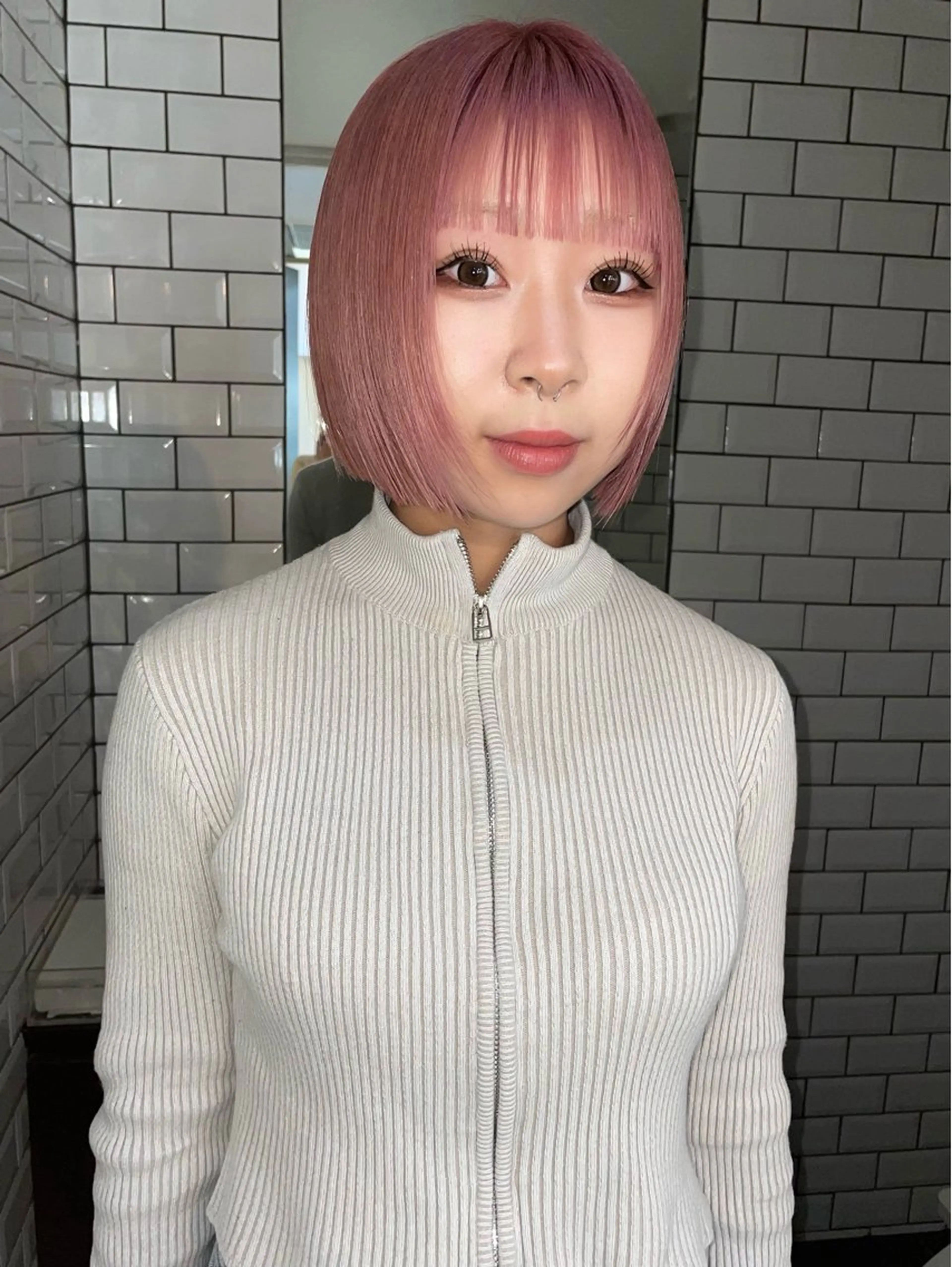 ショート 切りっぱなしボブ ボブ ヘアカラー トリートメント ボブ.顔周りカット カット/ユキカのヘアスタイル