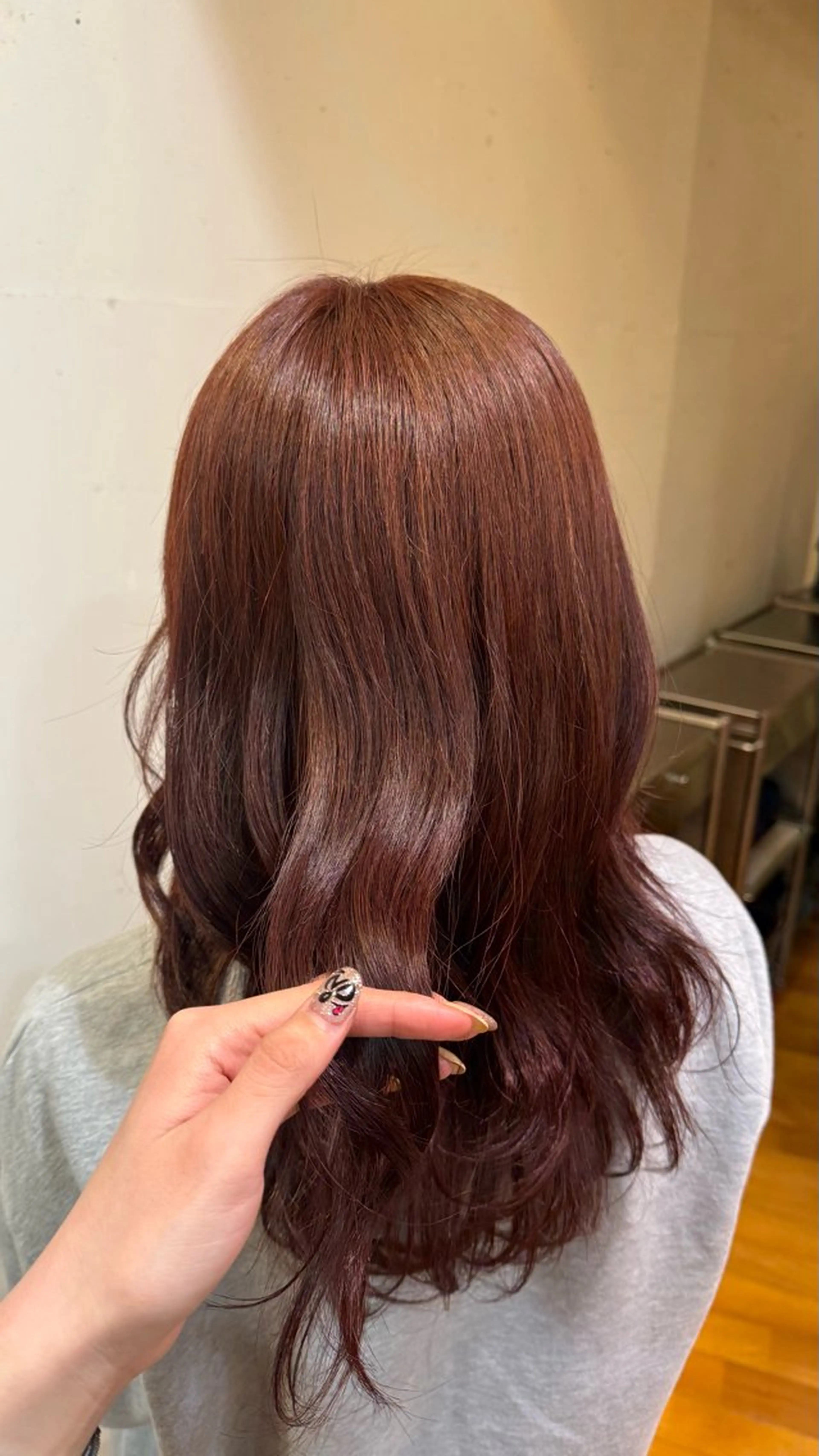 カラー ヘアカラー 吉田 琴音のヘアスタイル