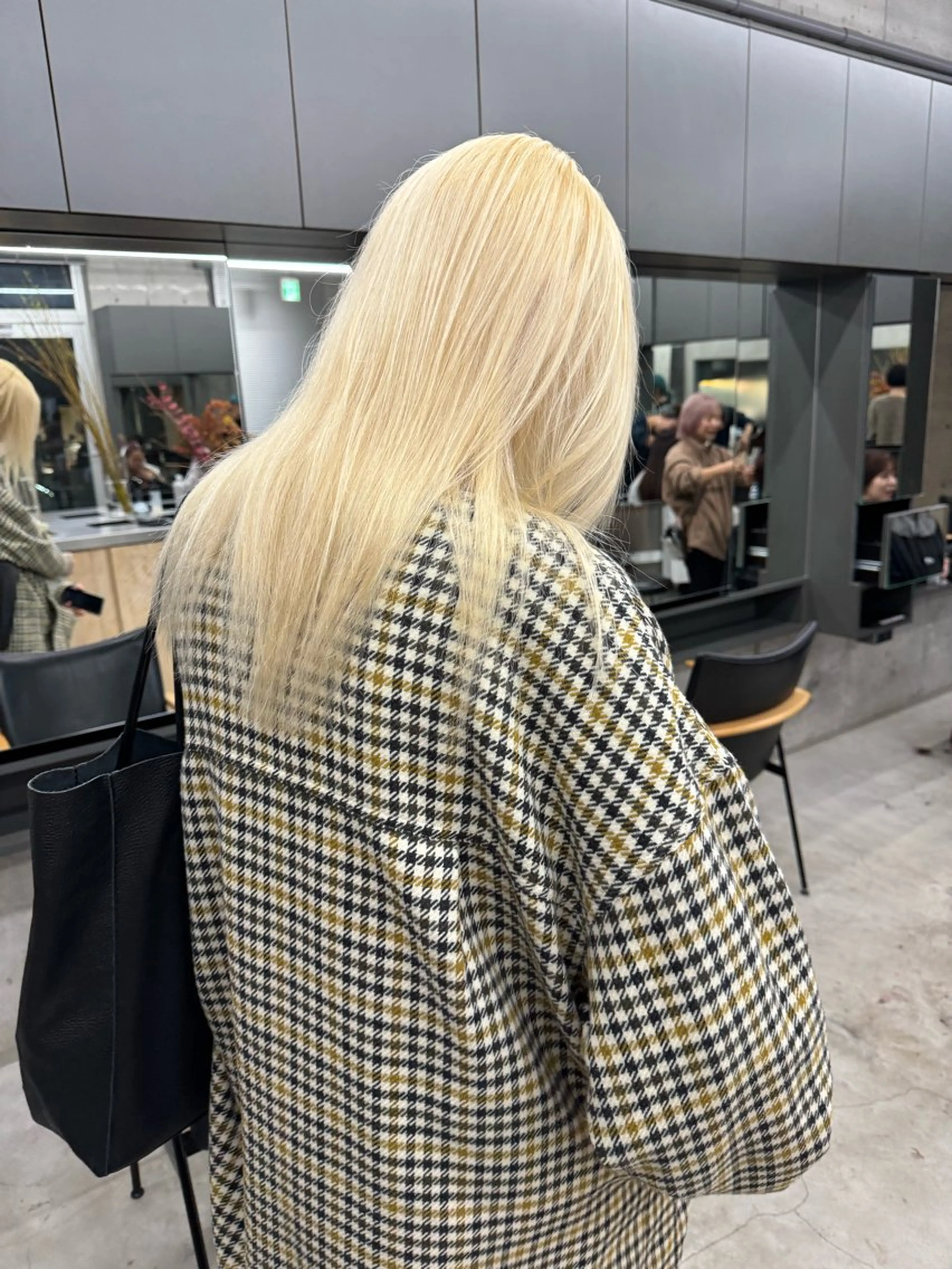 カラー ブリーチ ブロンド ケアブリーチ ハイトーンカラー 🌈前田 潤 /ショート/似合わせのヘアスタイル