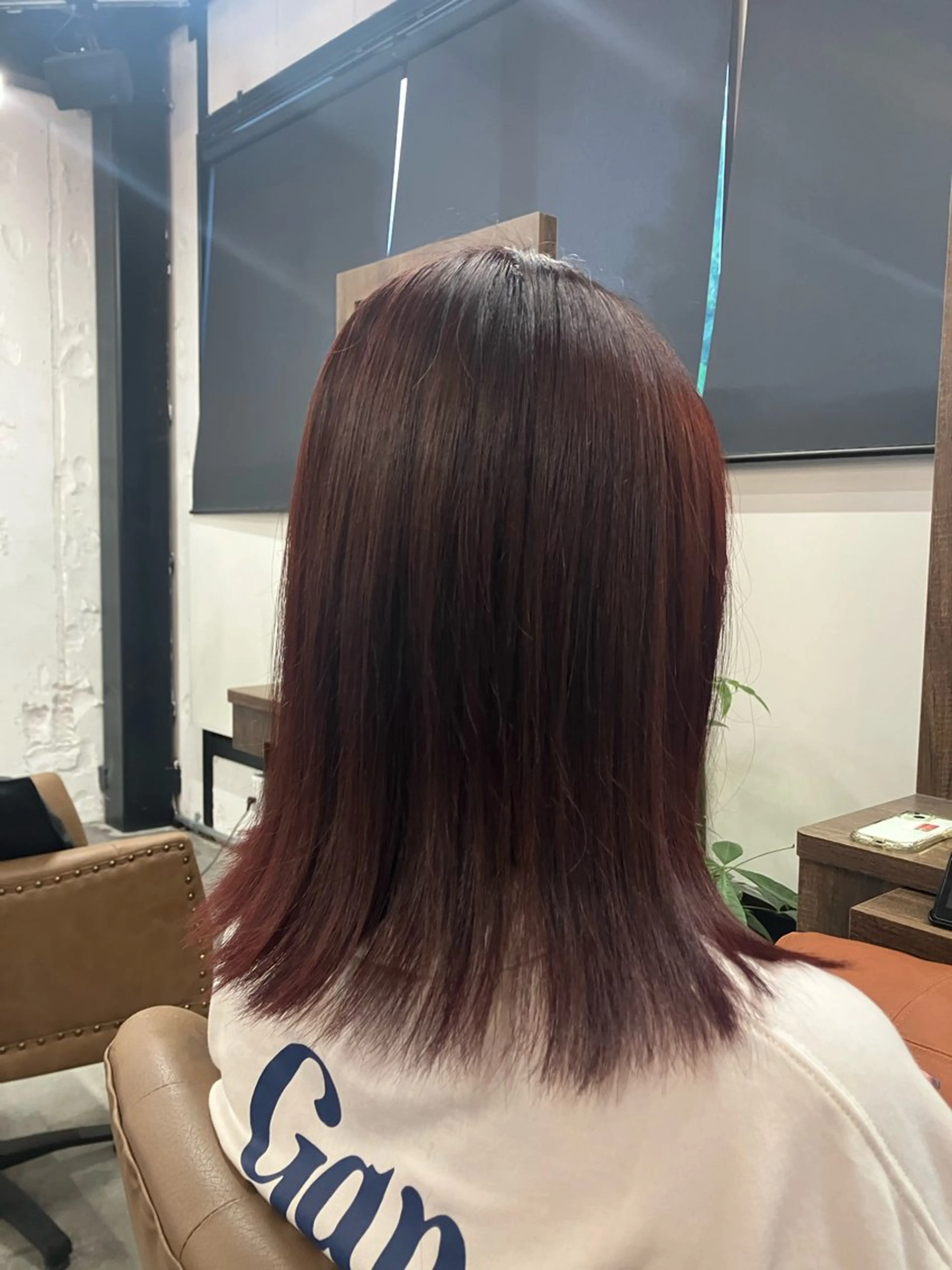 ミディアム カラー pers'lov yoneyaのヘアスタイル