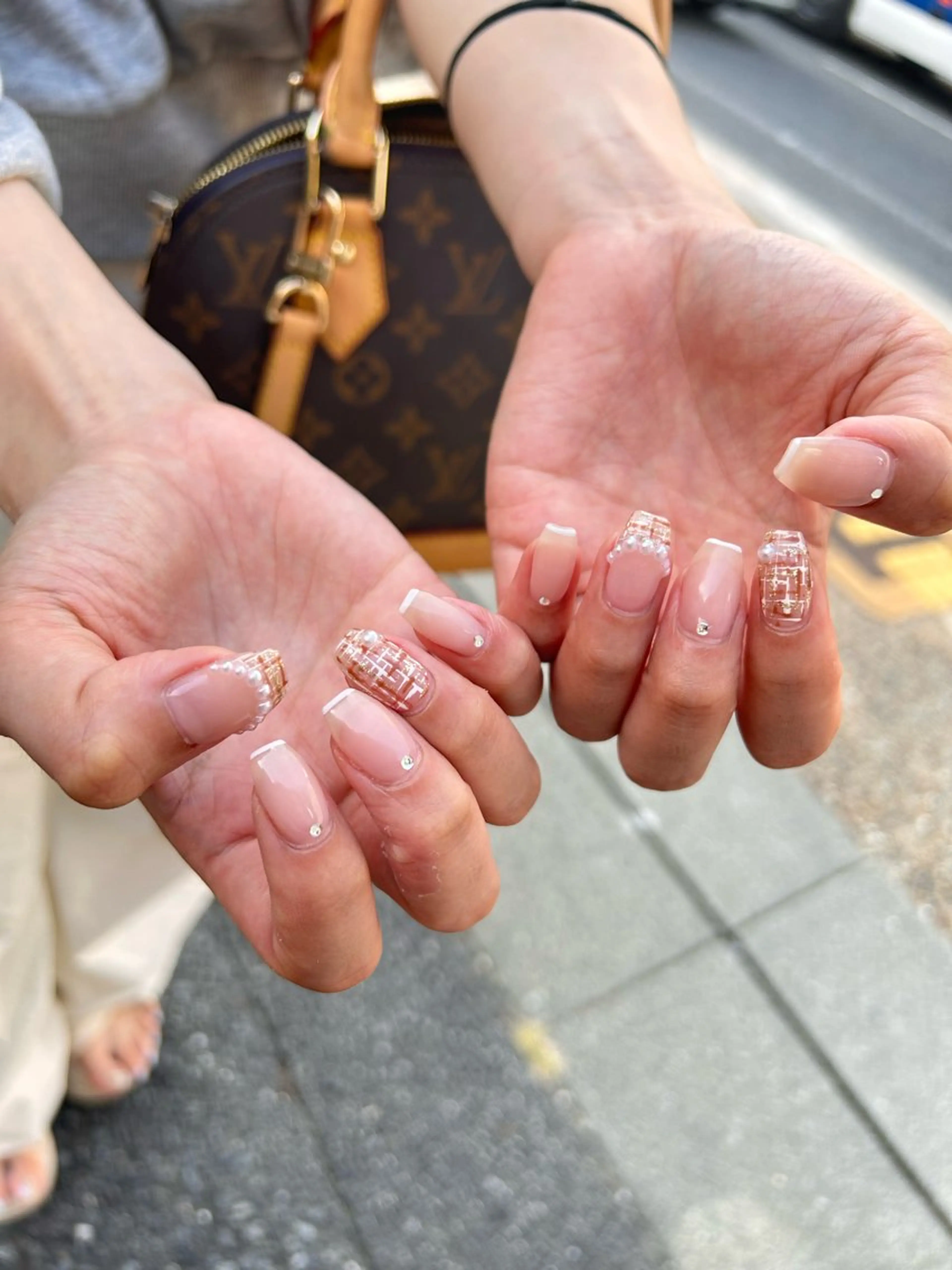 ネイル ハンドネイル フットネイル ✴︎ Delightのネイルデザイン