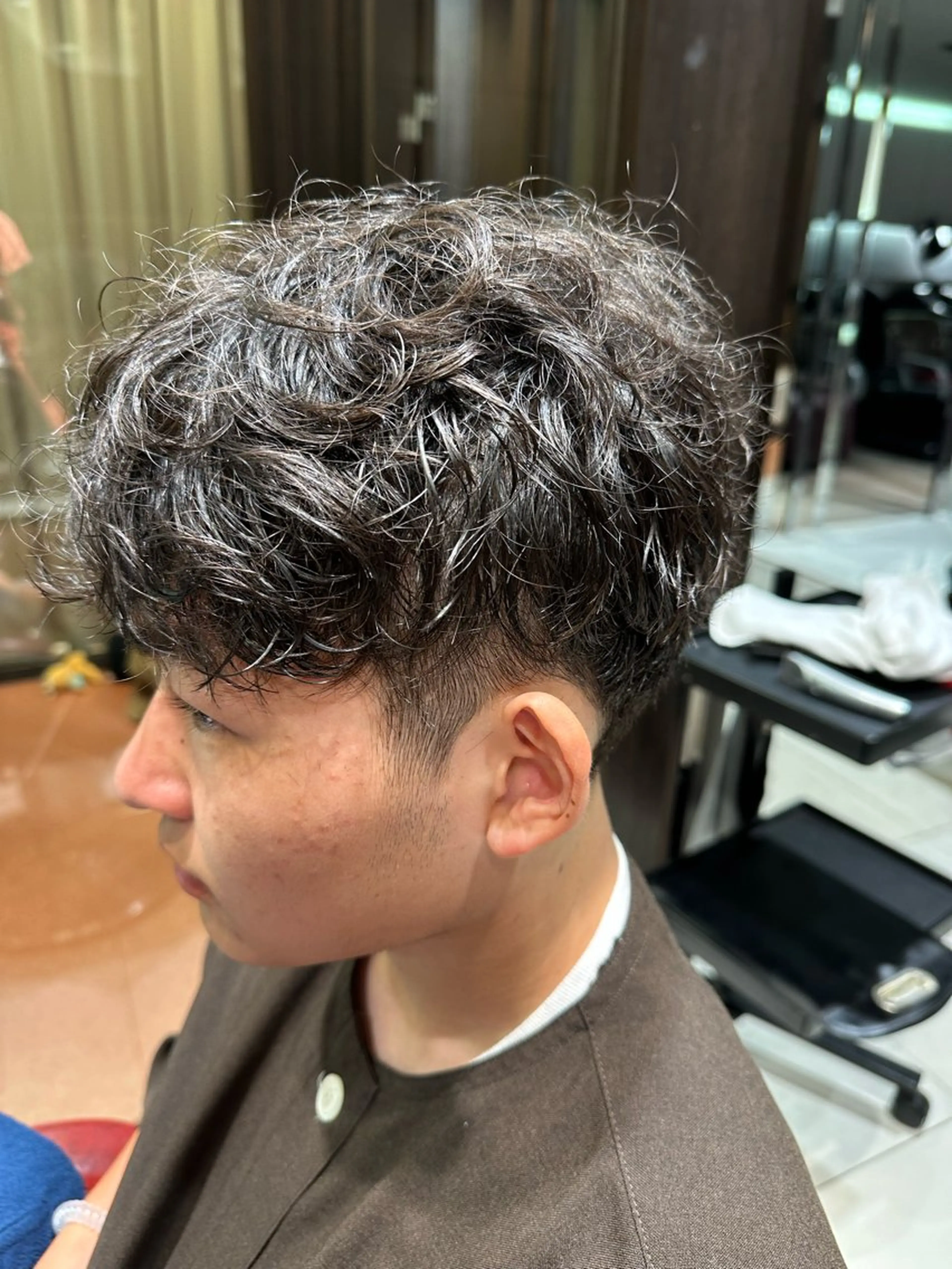 メンズ ブリーチ/艶カラー カノ🌼のヘアスタイル