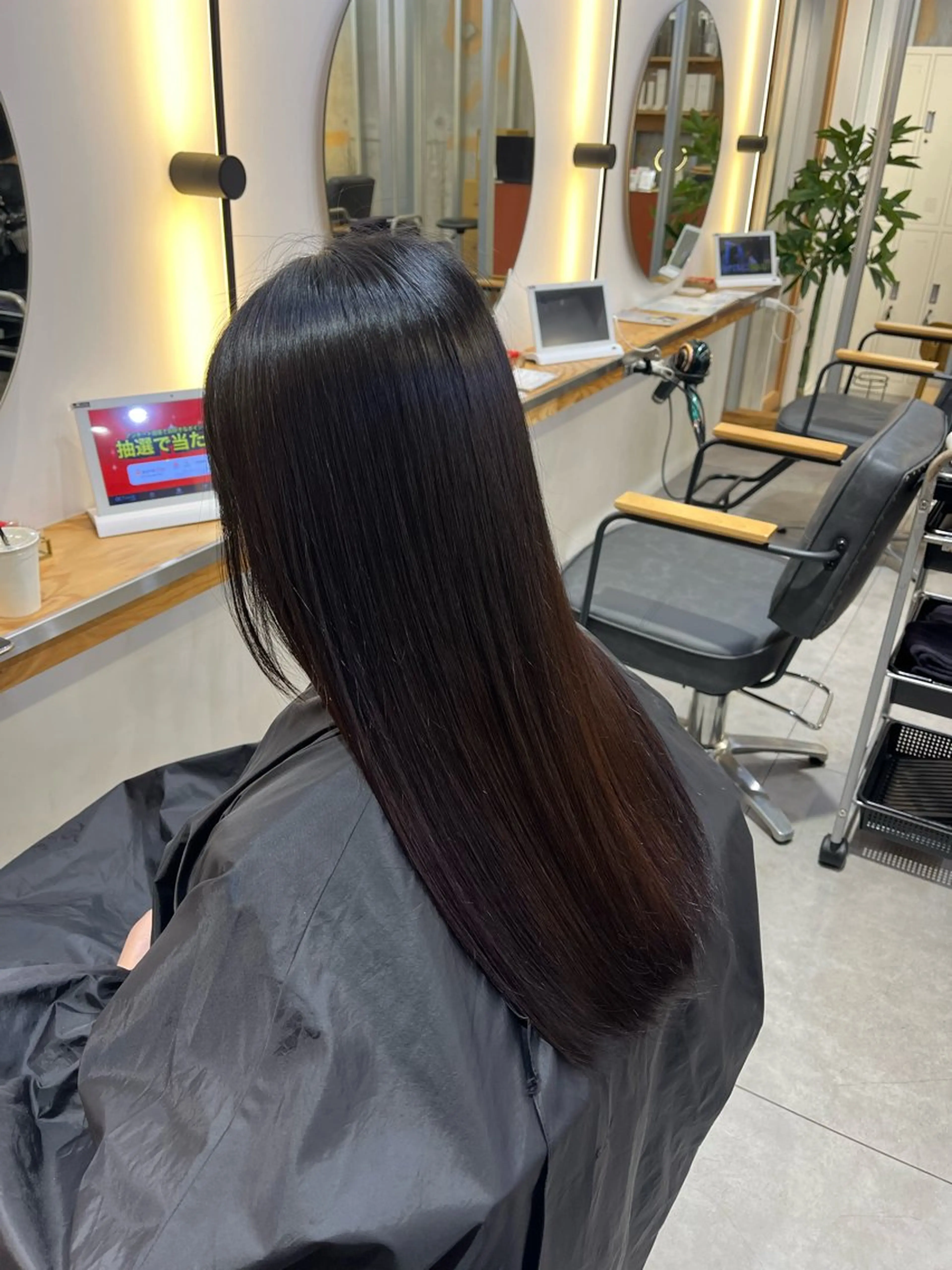 ロング 冨田 悠稀/ 髪質改善カラー🫧のヘアスタイル