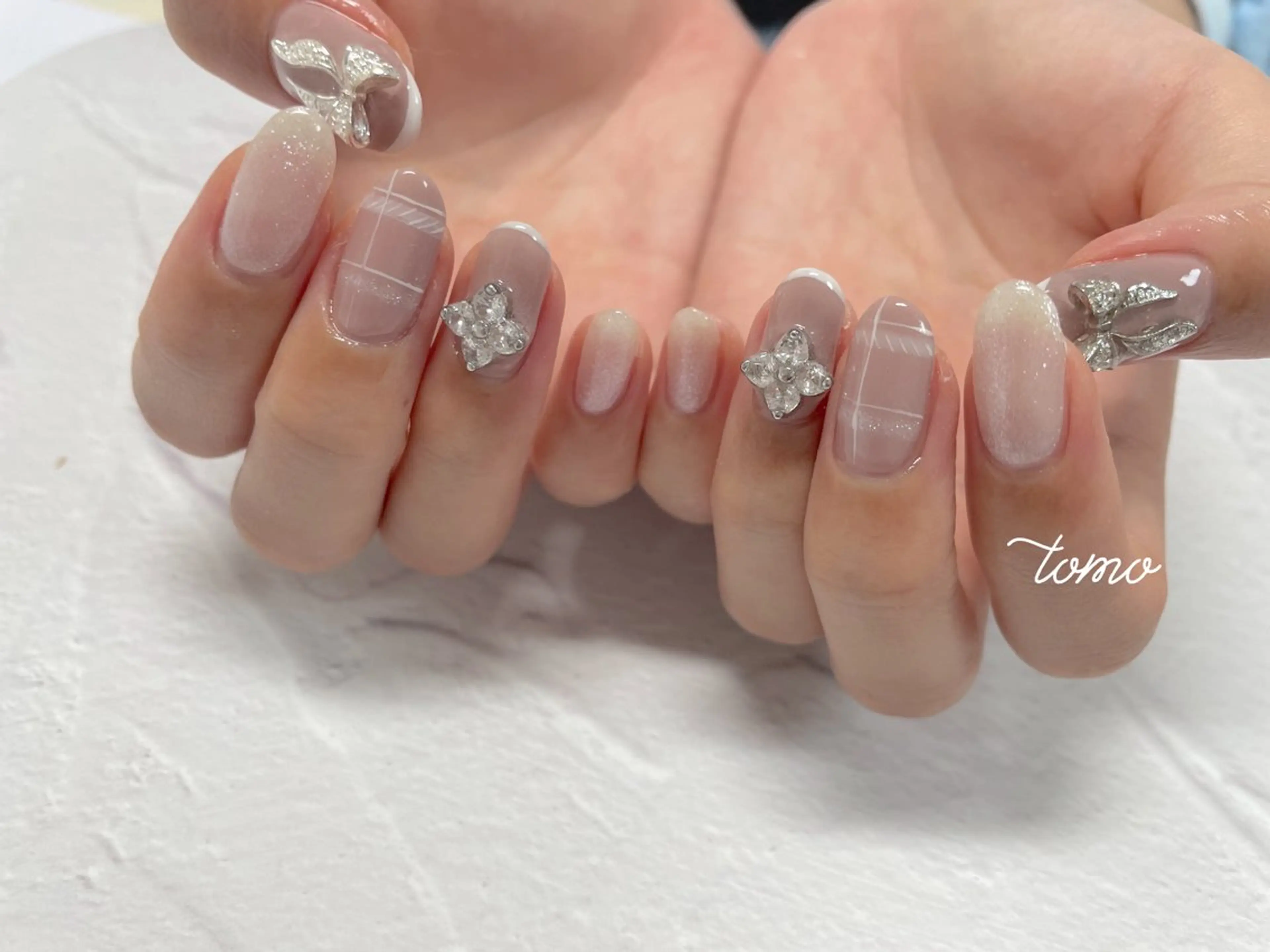 ネイル ハンドネイル nailist TOMOのネイルデザイン