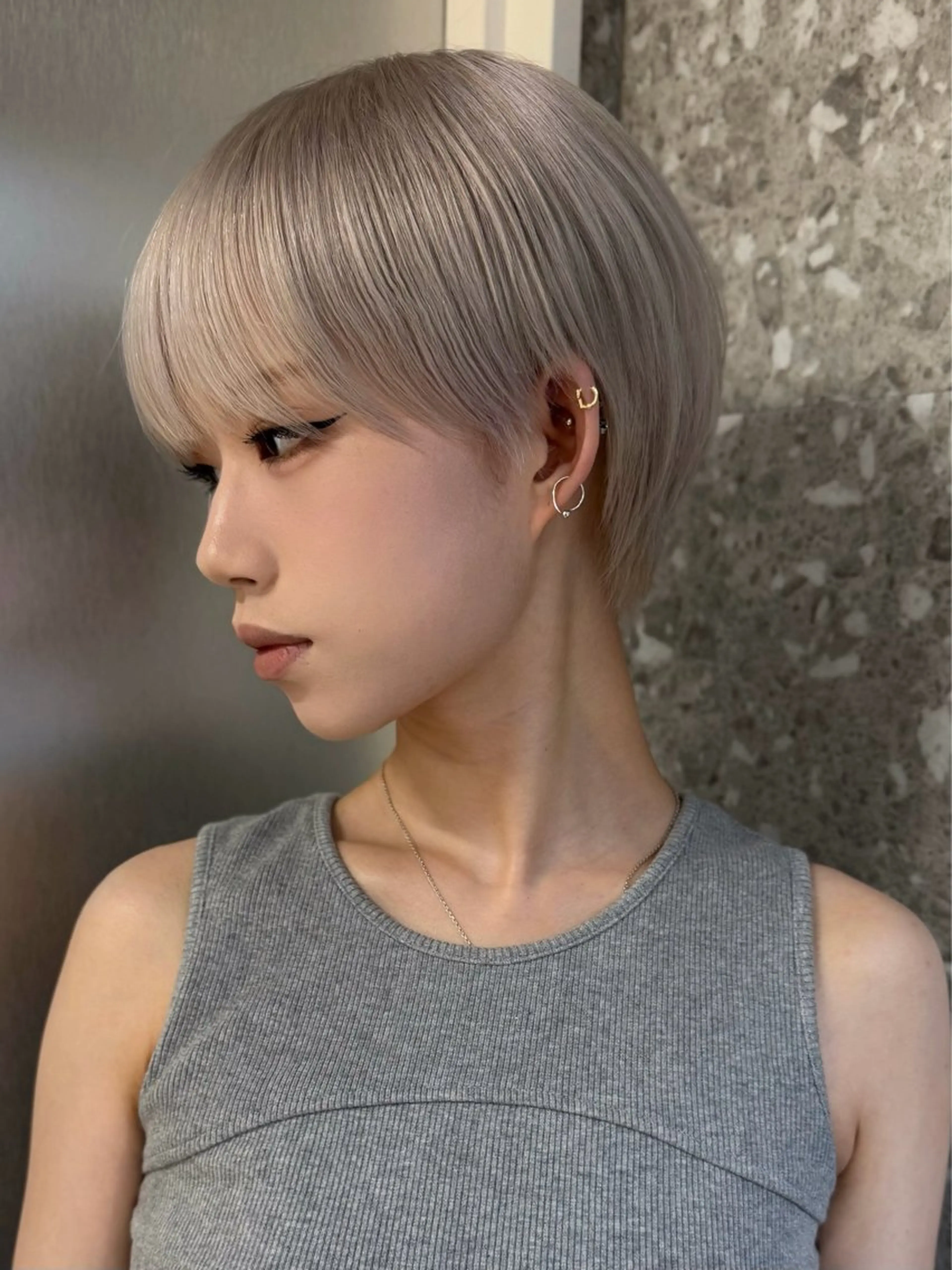 ショート カラー ヘアカラー ブリーチ特化酒井 竜也のヘアスタイル