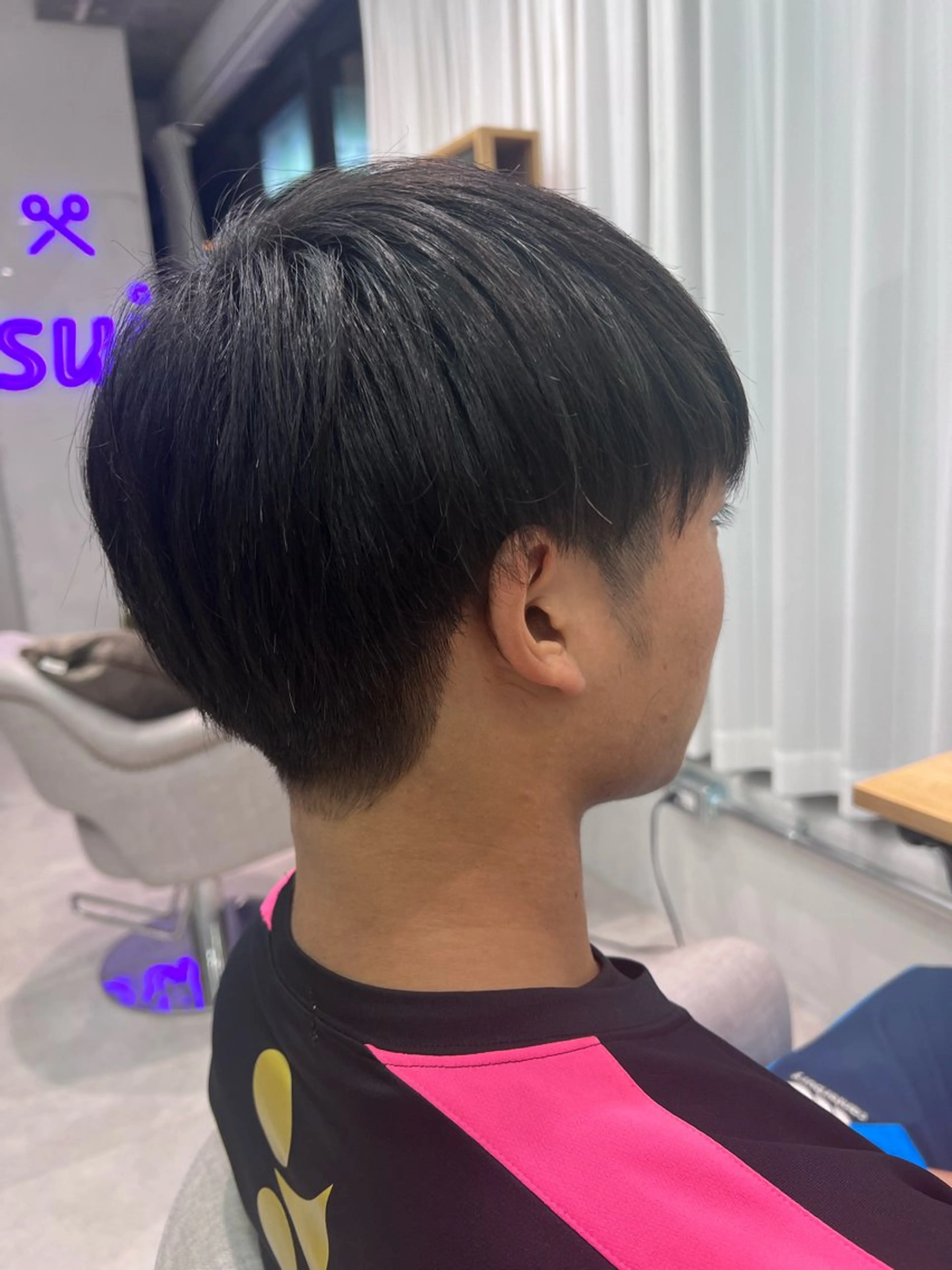 メンズ 岡島 実里のヘアスタイル