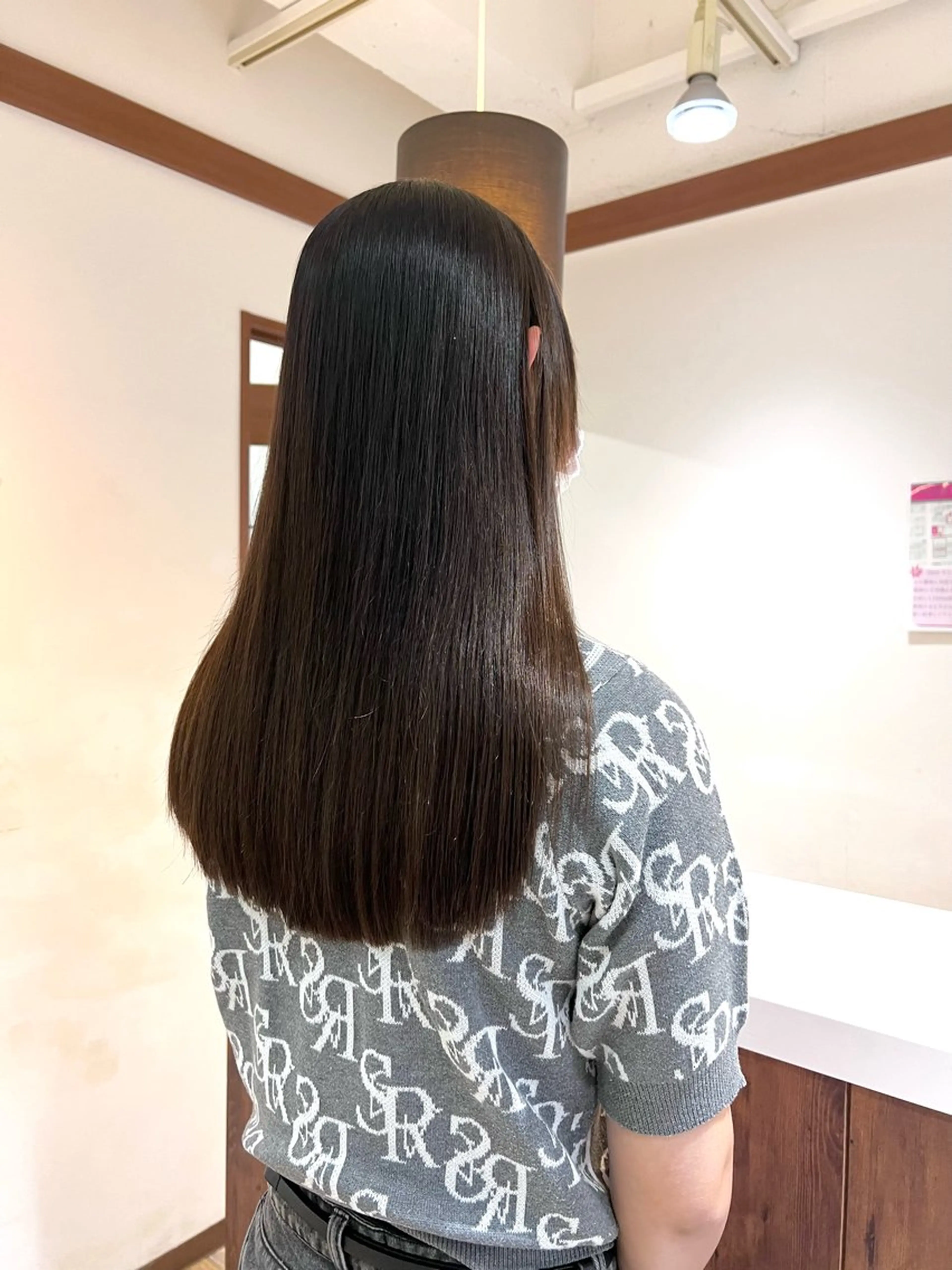 ロング パーマ YUKA .のヘアスタイル