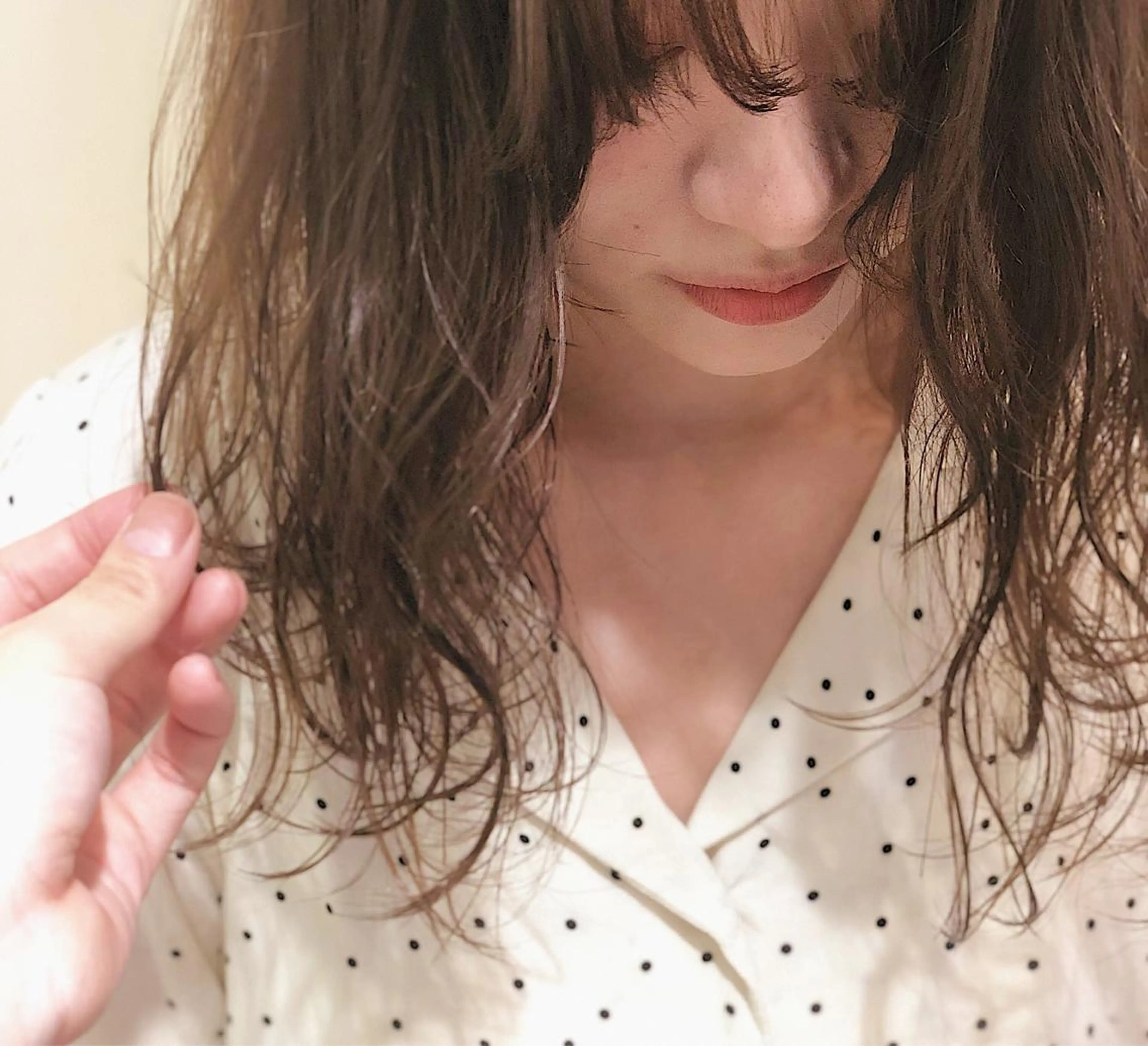ミディアム カラー パーマ ヘアアレンジ ケアカラー 透明感カラー ハイライトカラー ハイライト レイヤーカット カット ヘアカラー トリートメント 【ツヤ髪美容師】 ツダケイスケのヘアスタイル