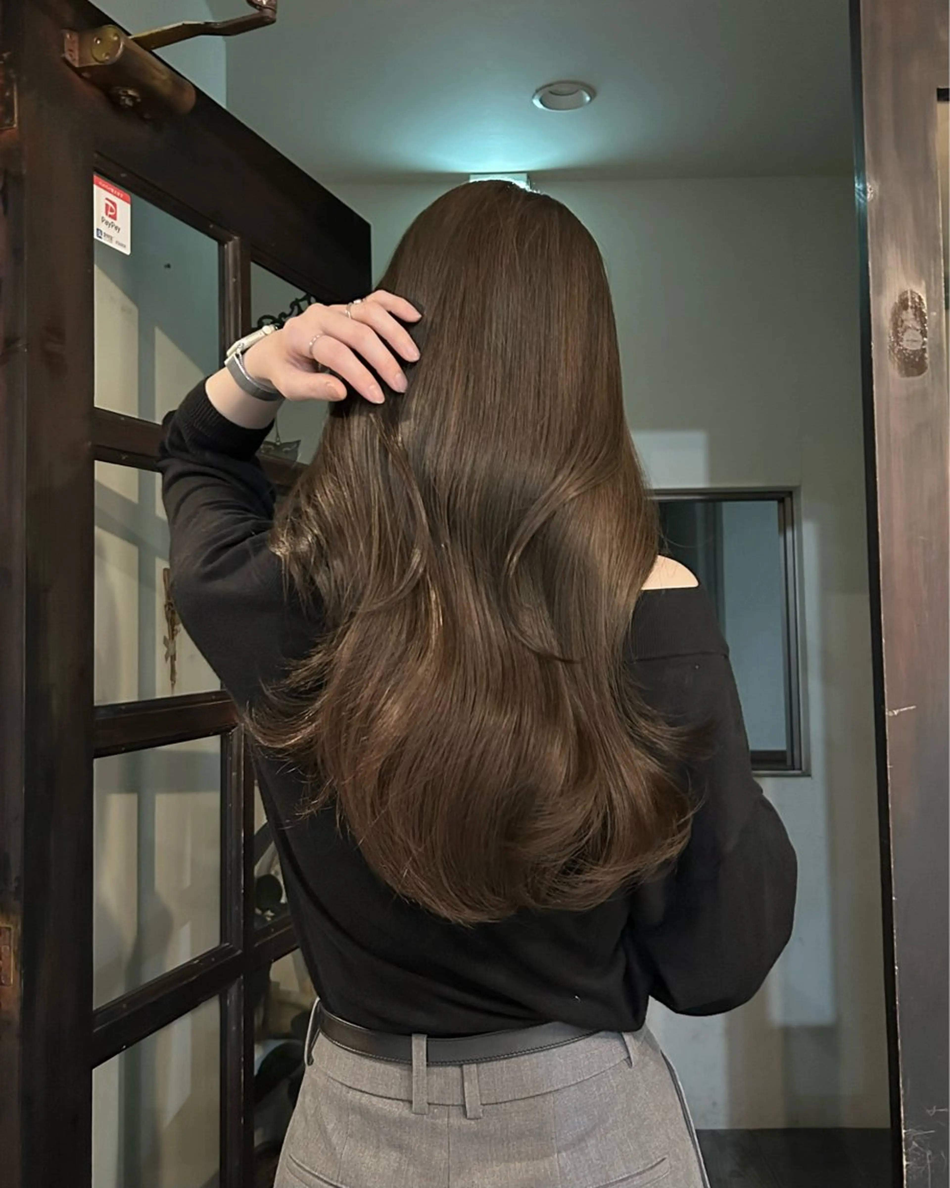 ロング カラー グレージュ オリーブグレージュ オリーブグレー 柳生 美穂のヘアスタイル