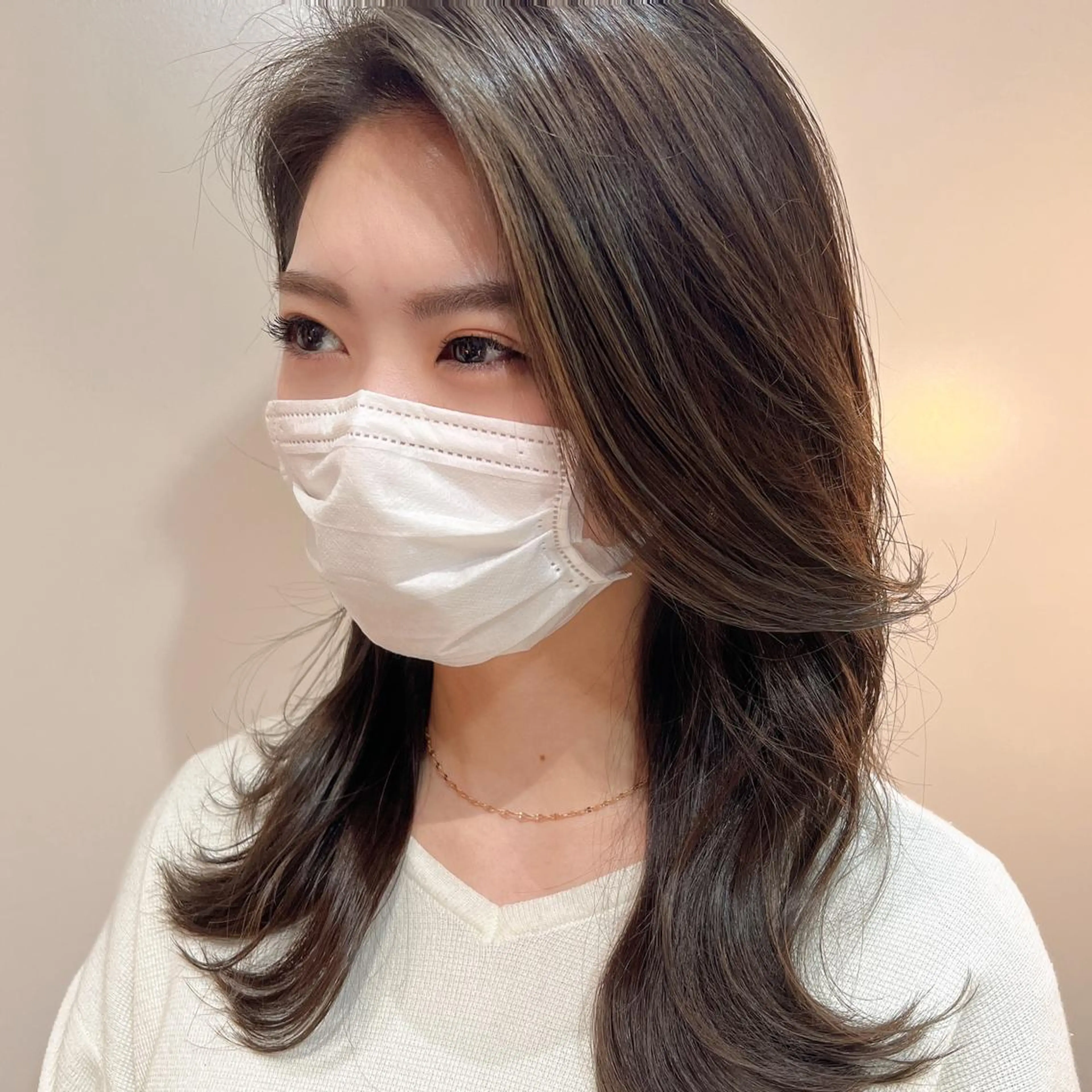 セミロング カット ヘアカラー トリートメント パーソナルカラー lapiax阿部のヘアスタイル