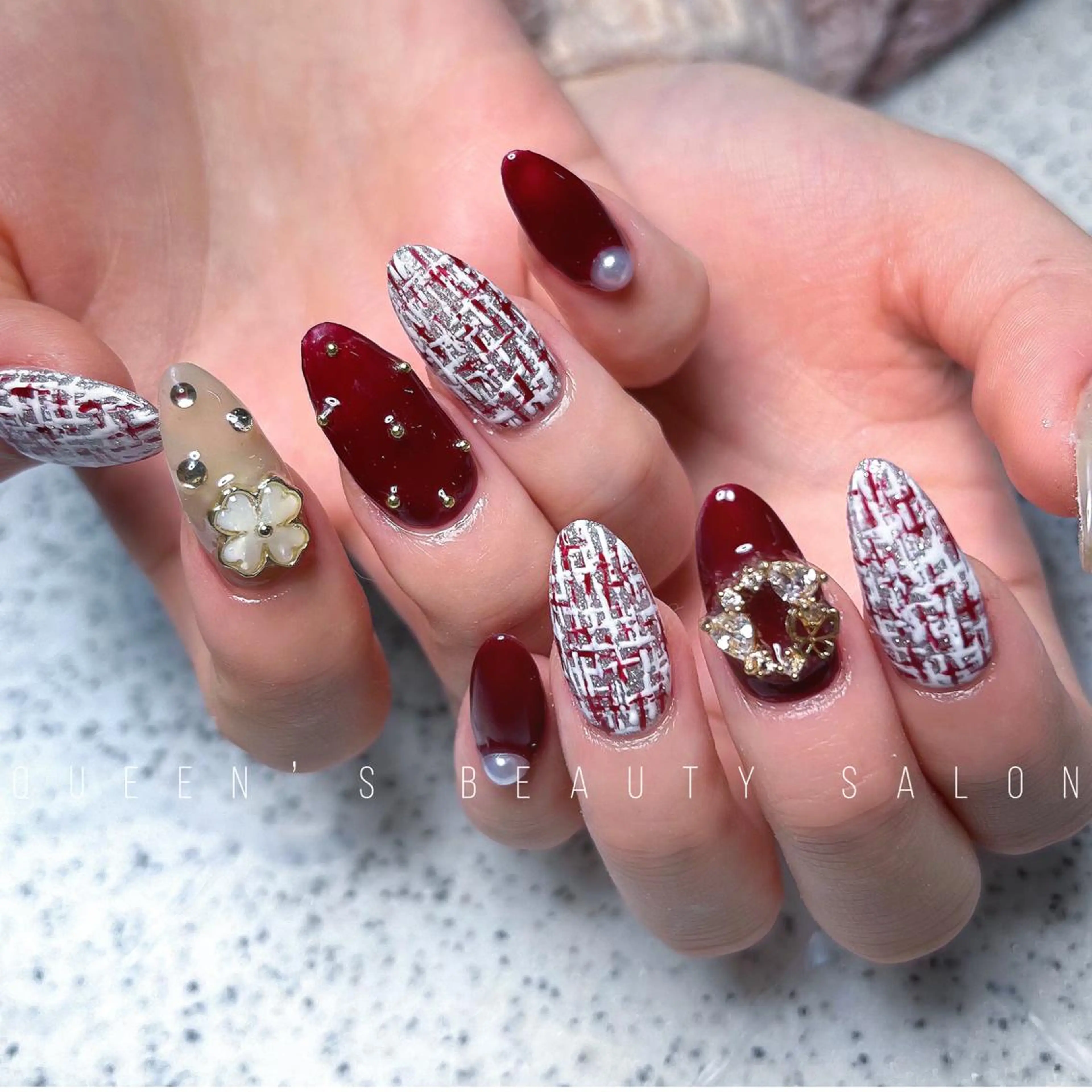 ネイル ハンドネイル Queens マオのネイルデザイン