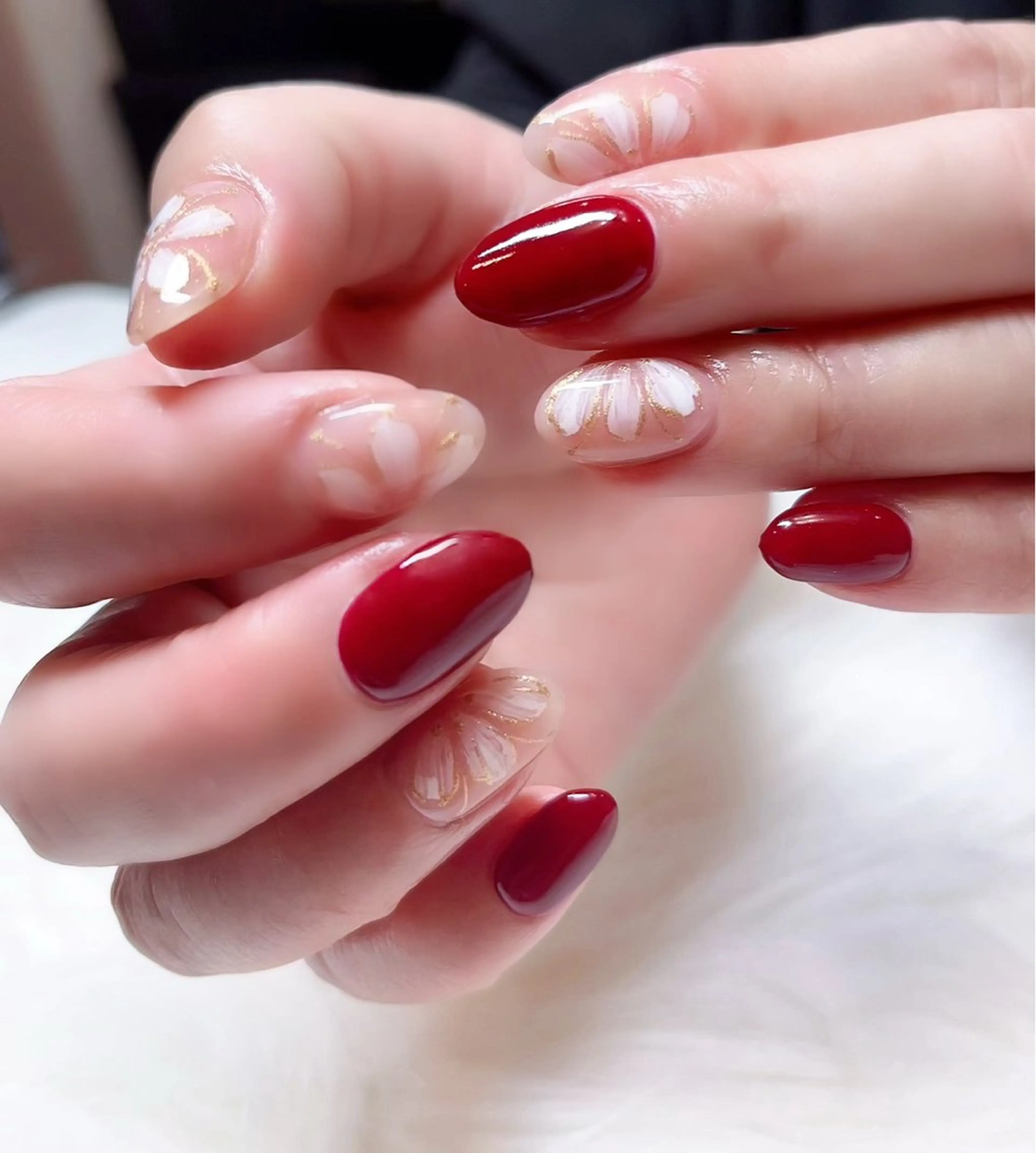 ネイル ハンドネイル MoonNail ユリ🌸のネイルデザイン