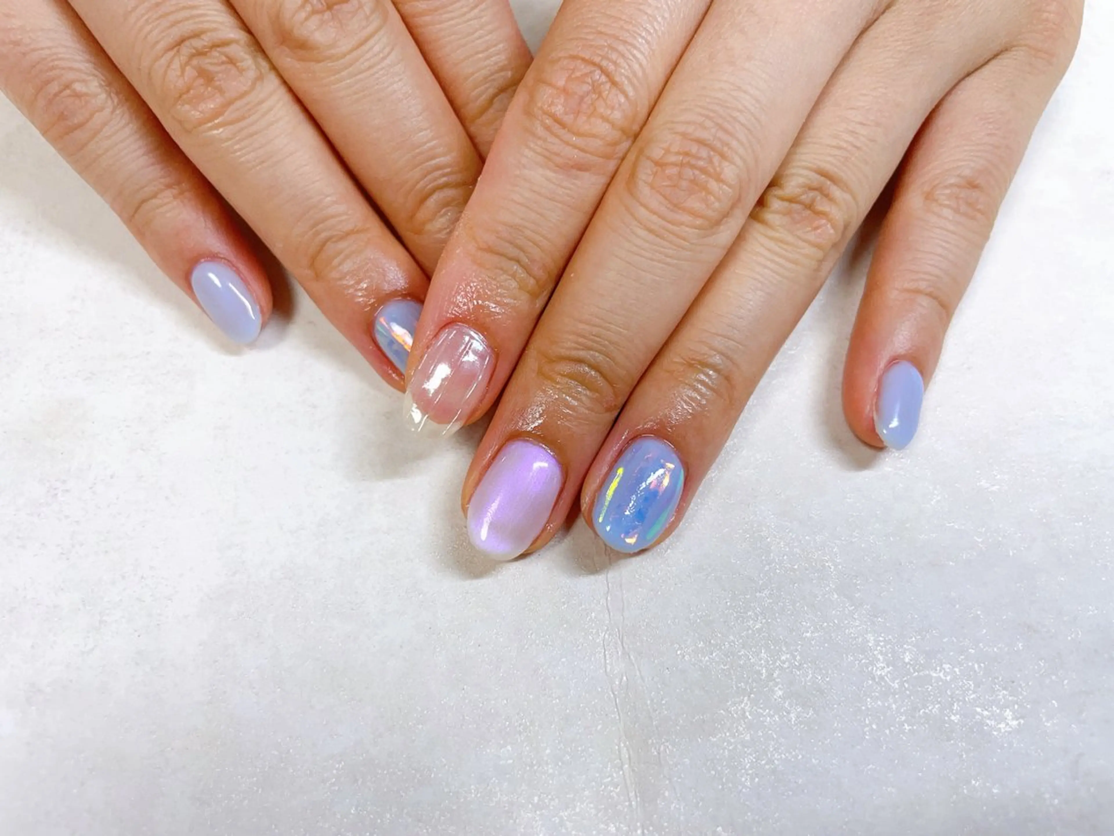 ネイル オーロラネイル フラワーネイル フットネイル フレンチネイル ジェルネイル mogunail &blowのネイルデザイン