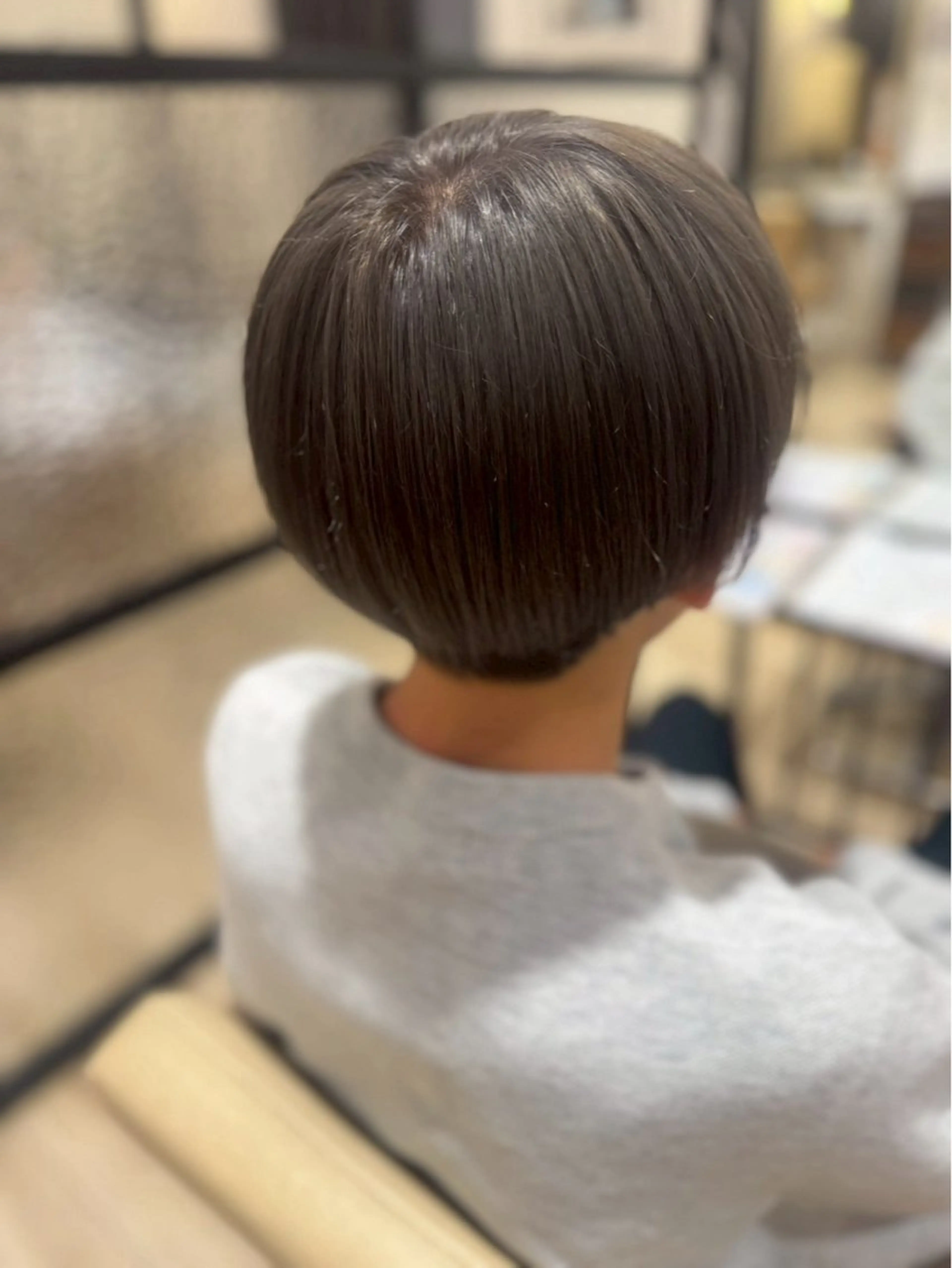 メンズ ヘアカラー 三輪 あおいのヘアスタイル