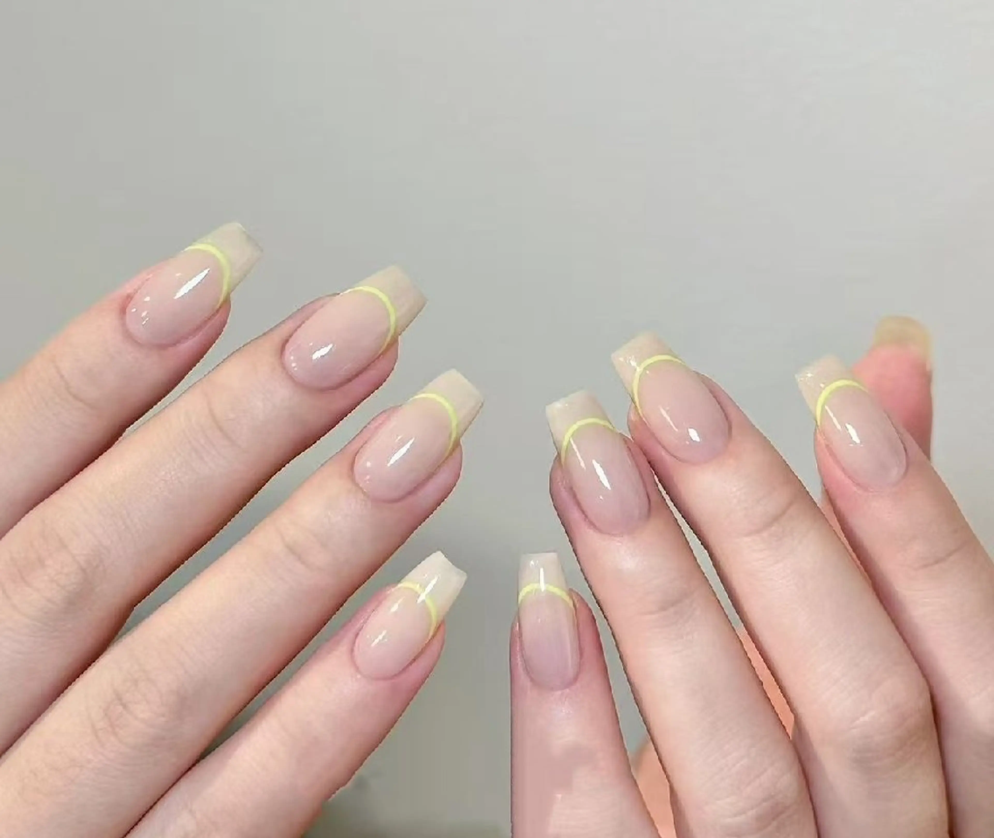 ネイル オーロラネイル フラワーネイル フットネイル フレンチネイル ジェルネイル ハンドネイル Oomiya 服部のネイルデザイン