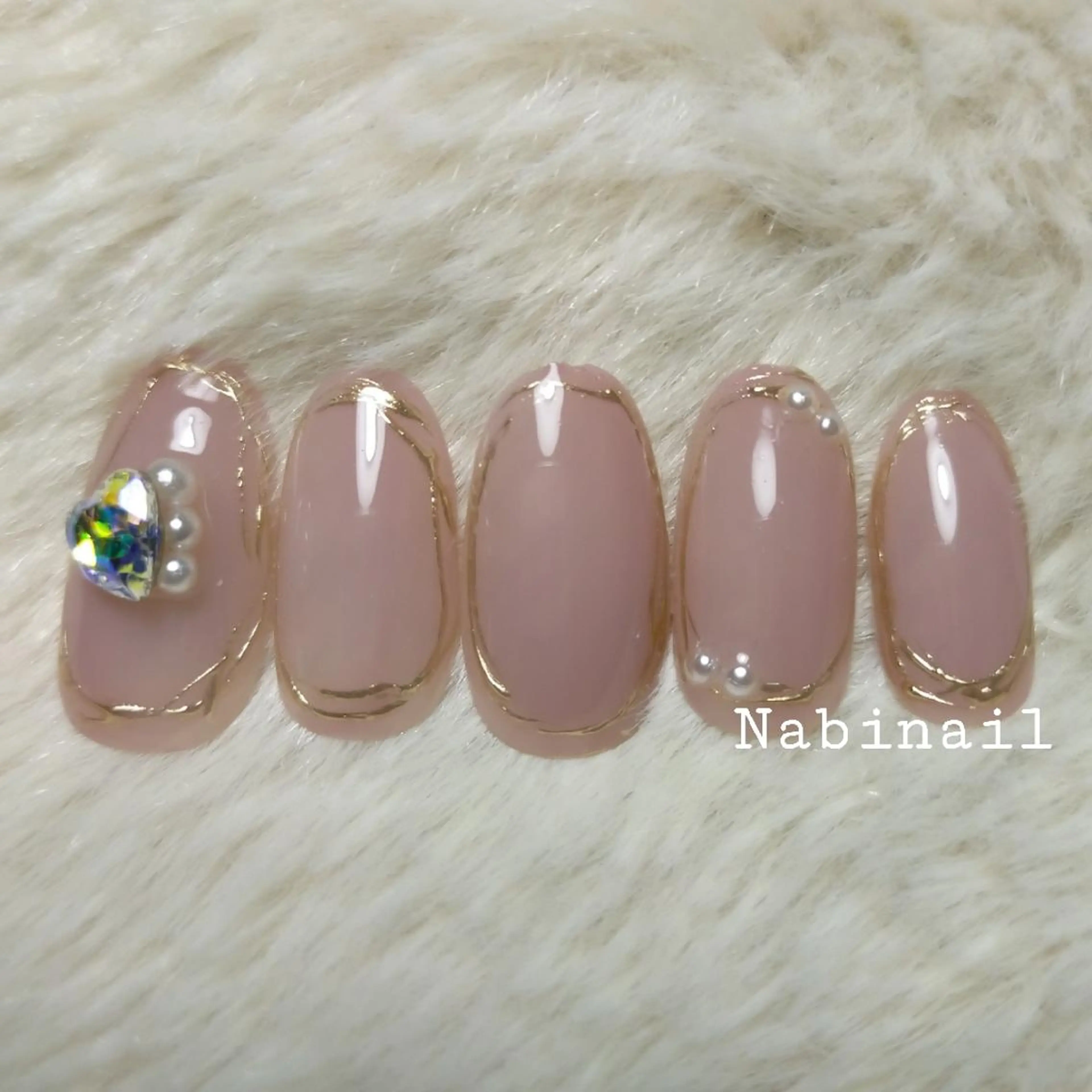 ネイル ハート オフィスネイル ストーンネイル 西日暮里 Nabinailのネイルデザイン