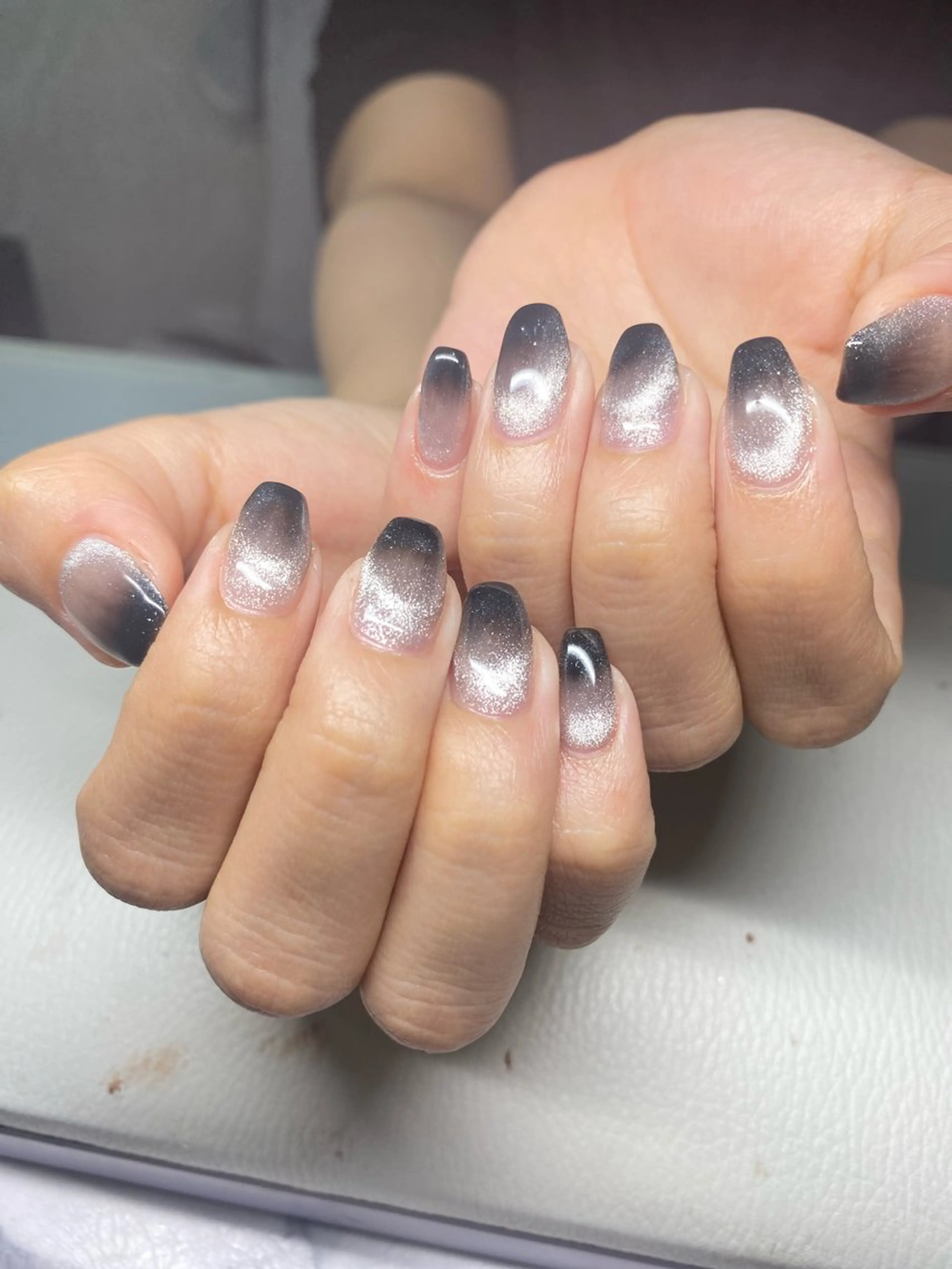 ネイル グラデーション マグネットネイル Hi beauty 渋谷のネイルデザイン