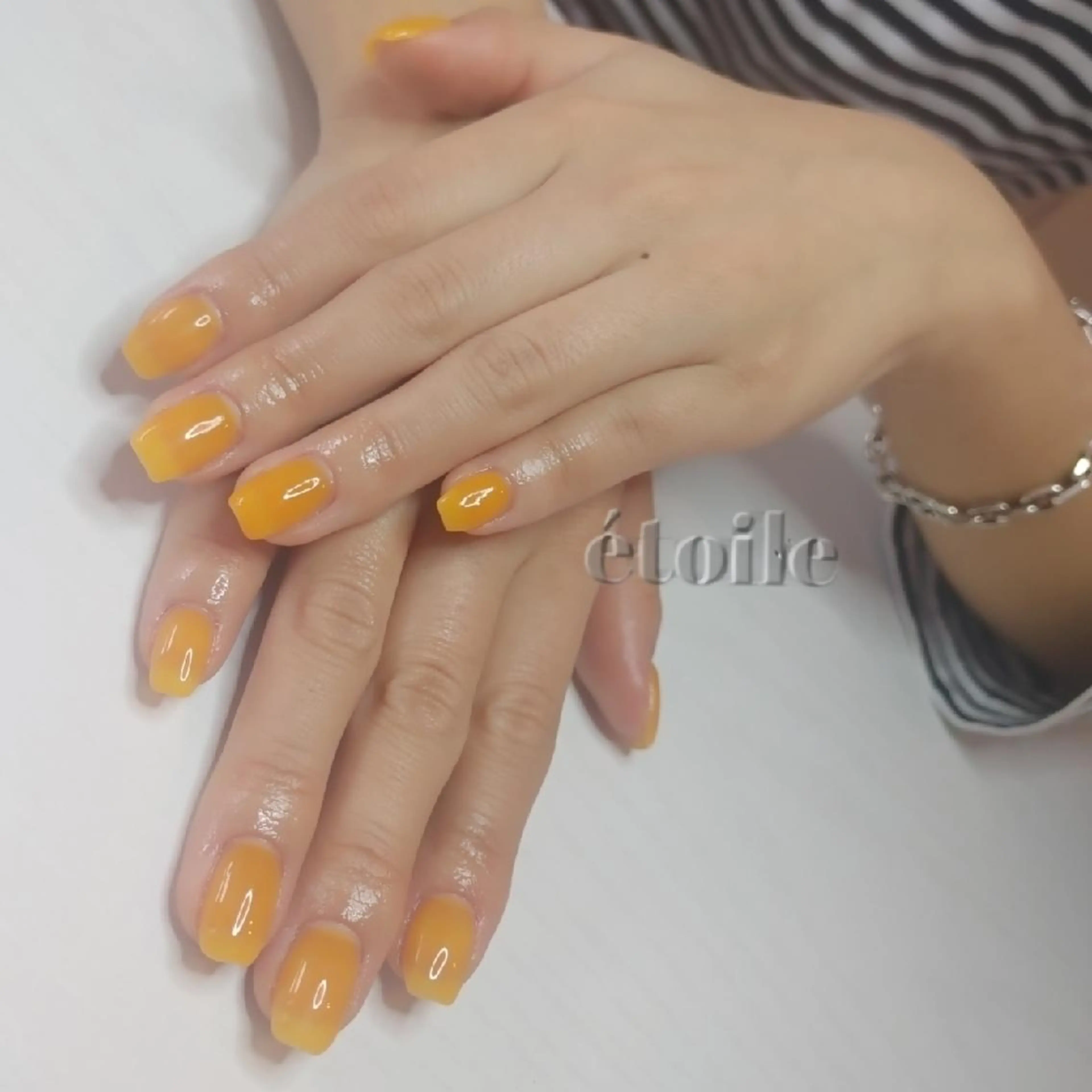 ネイル ハンドネイル ハンドケア étoile(エトワール)所属・山田 可愛のネイルデザイン