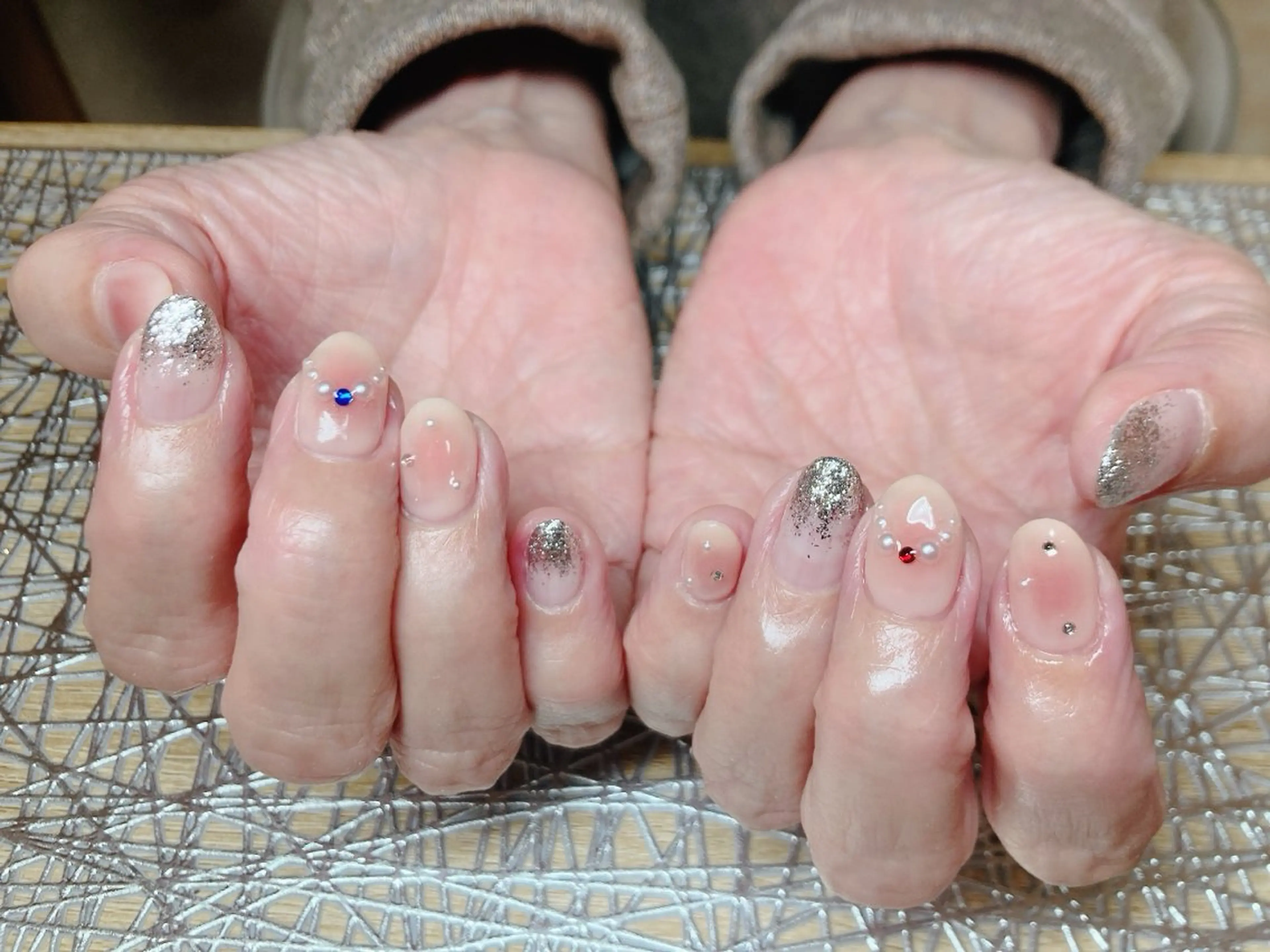 ネイル 寺山 千鶴のネイルデザイン