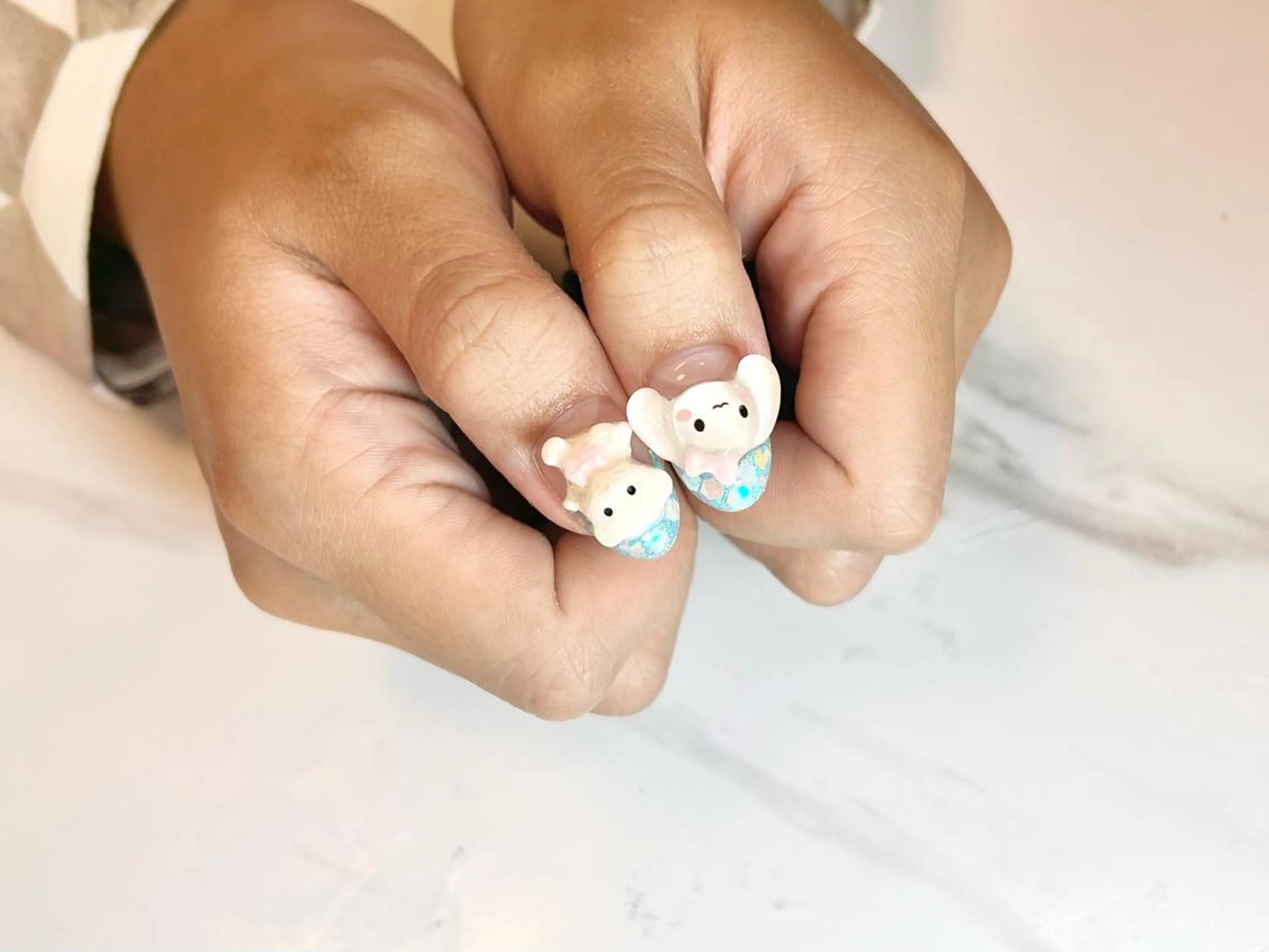 セミロング ネイリスト シンのネイルデザイン