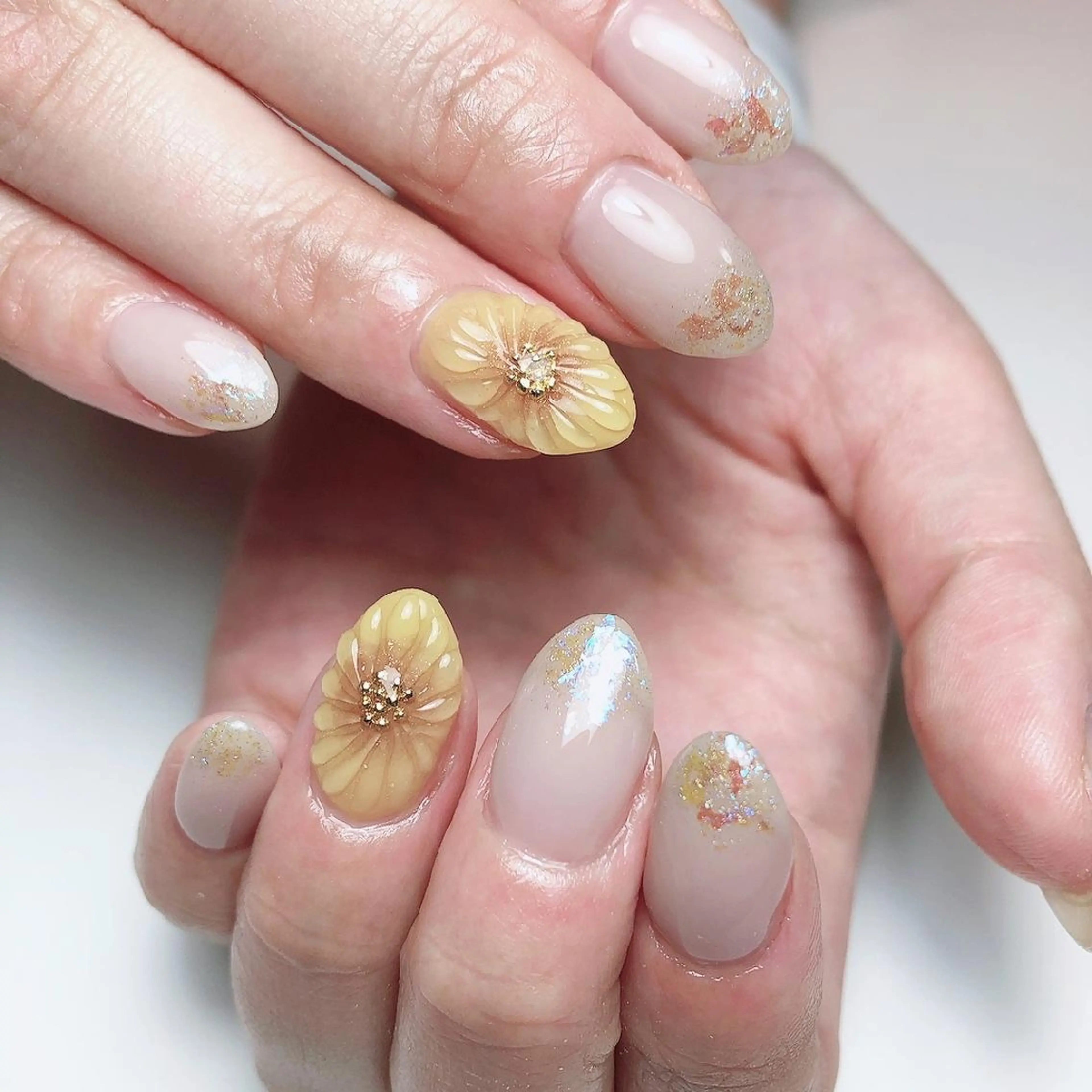 セミロング ネイル ☺︎山部 志麻☺︎のネイルデザイン