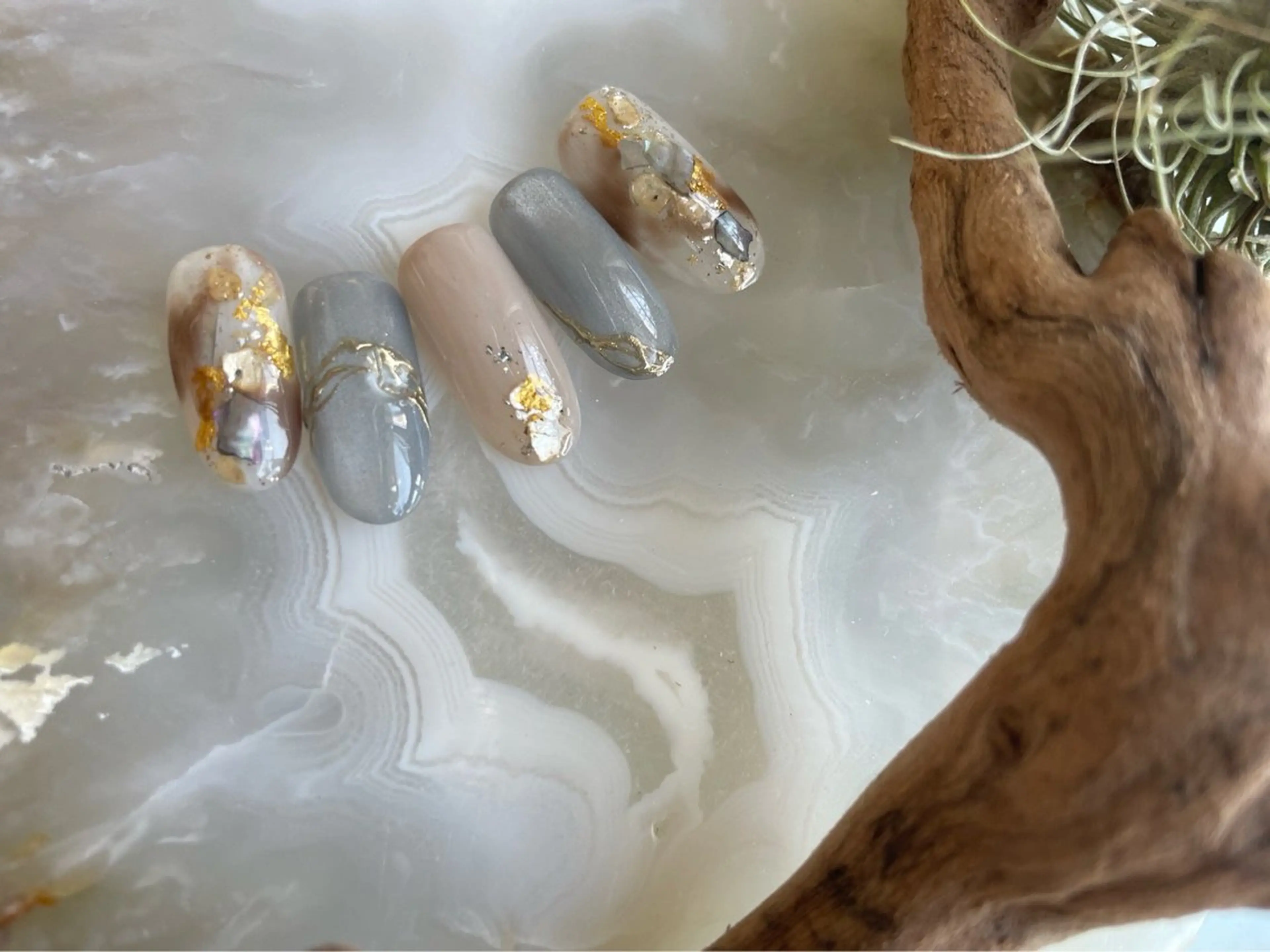 ネイル Laki nailのネイルデザイン