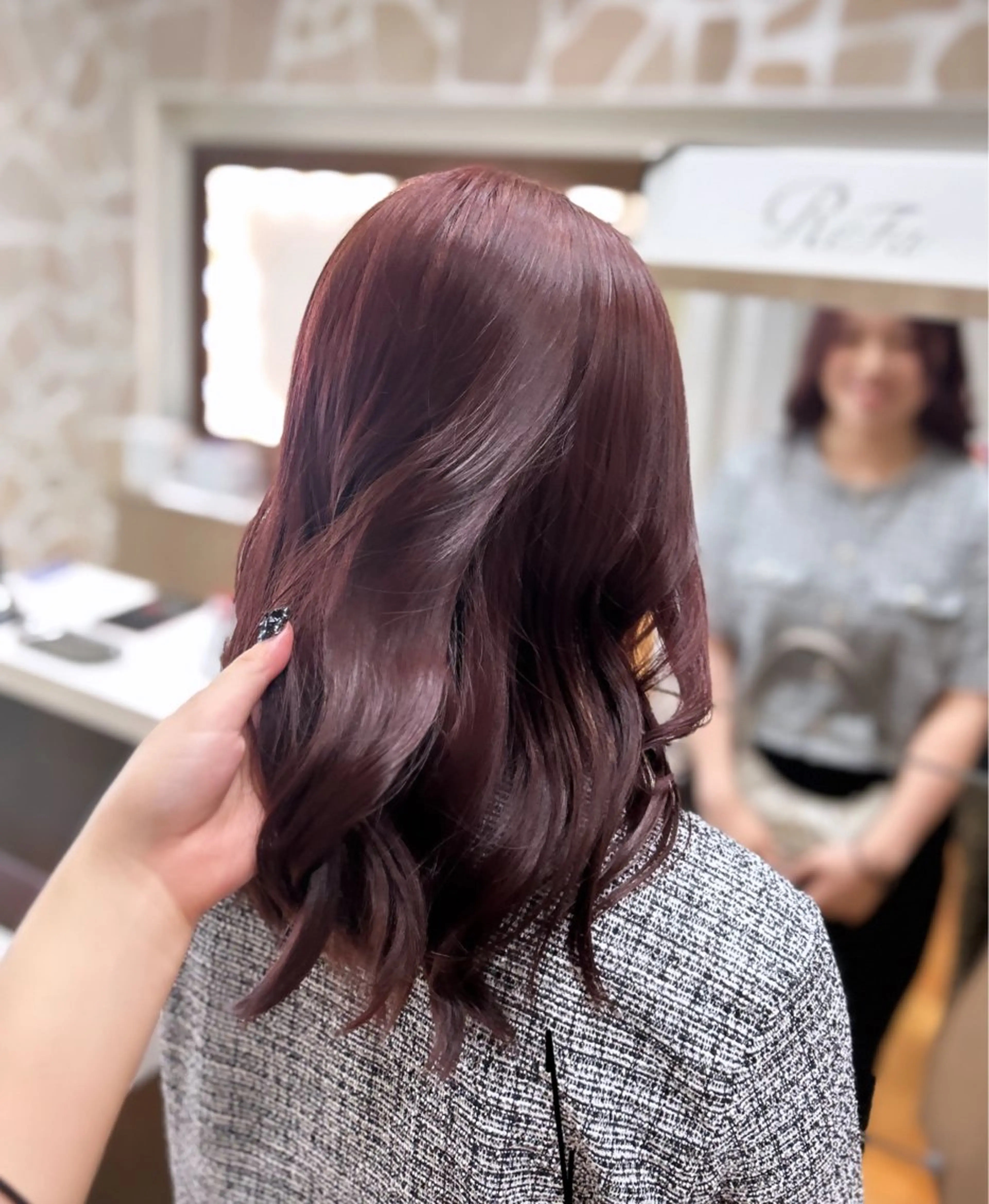 カラー ヘアカラー CIEL 難波店所属・🎀透明感/レイヤ ー/Kotona🎀のヘアスタイル