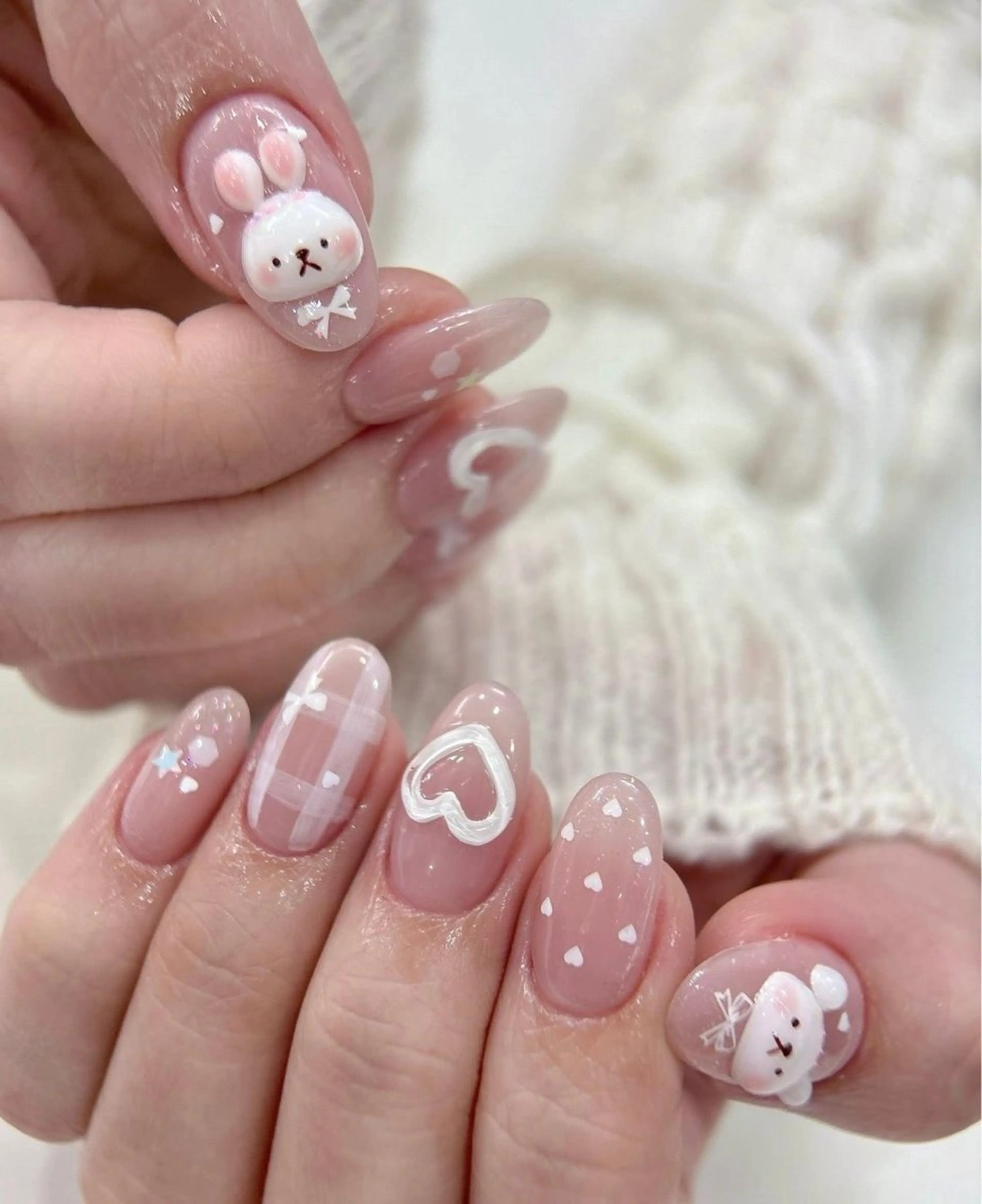 カラー グラデーションカラー ピンクカラー ハンドネイル AIN Nailのネイルデザイン