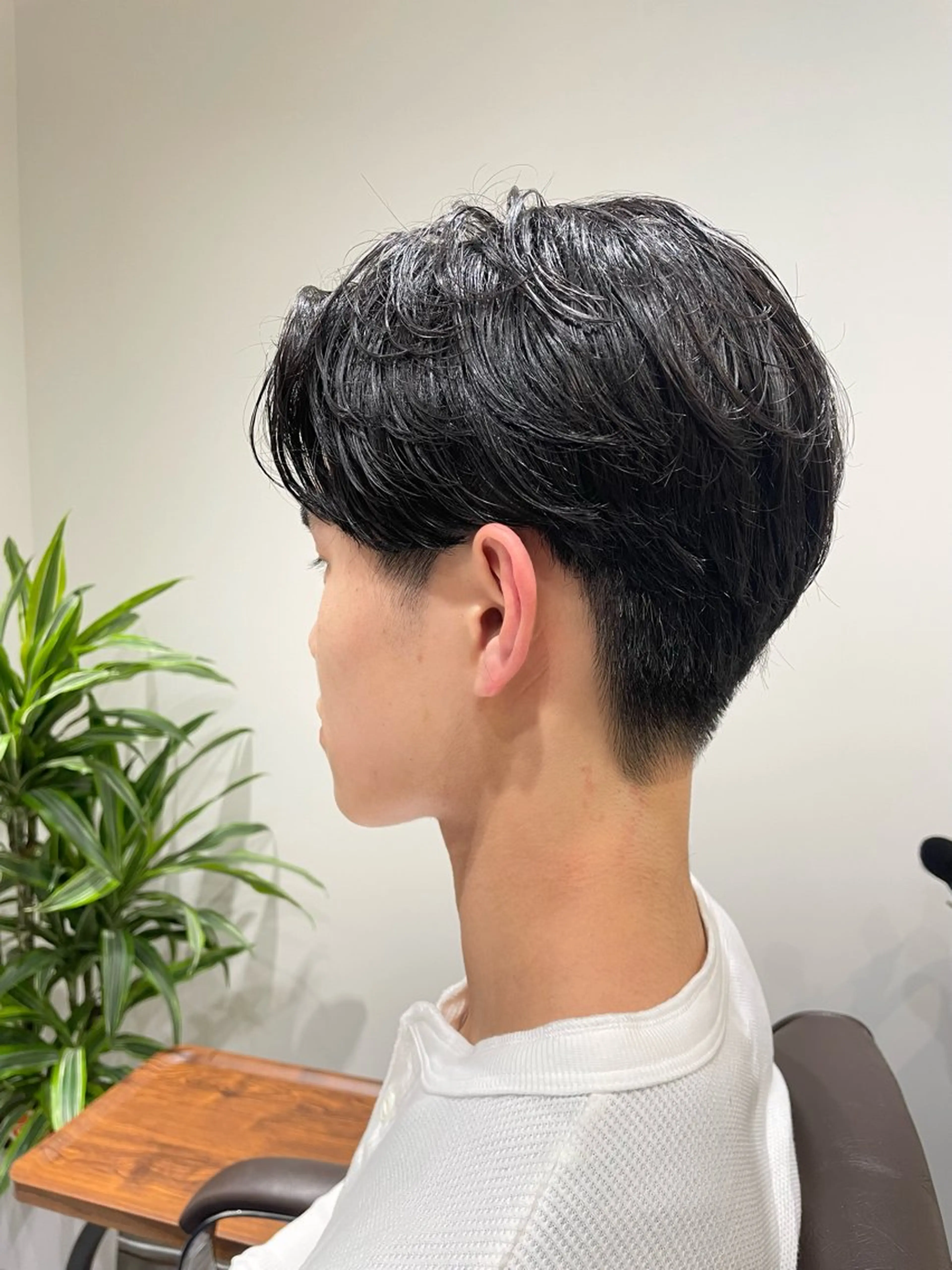 ショート メンズ ツーブロック 刈り上げ カット メンズカット MIWAの眉毛・アイブロウイメージ